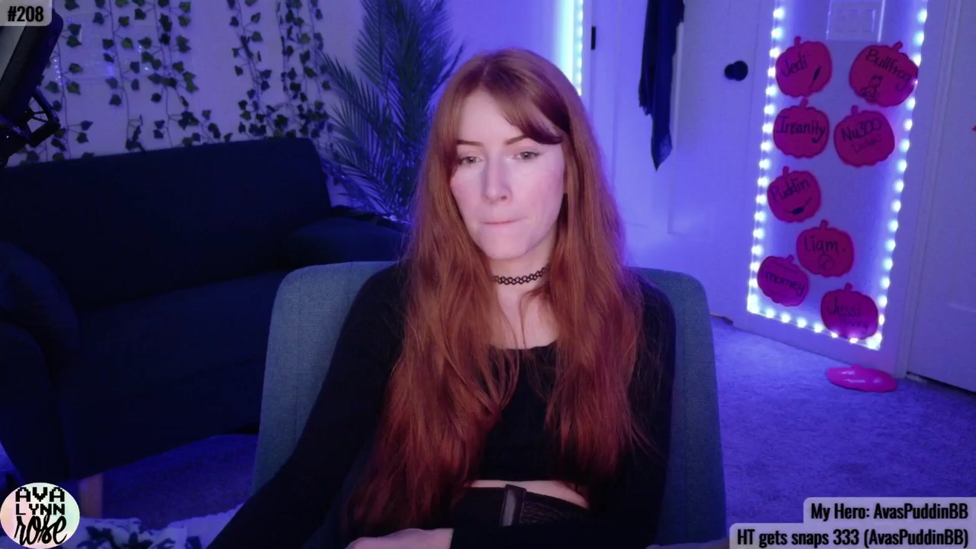 Gallery image thumbnail from AvalynnRose's myfreecams stream on, 10/26/2025, 04:37 image 3 of 20