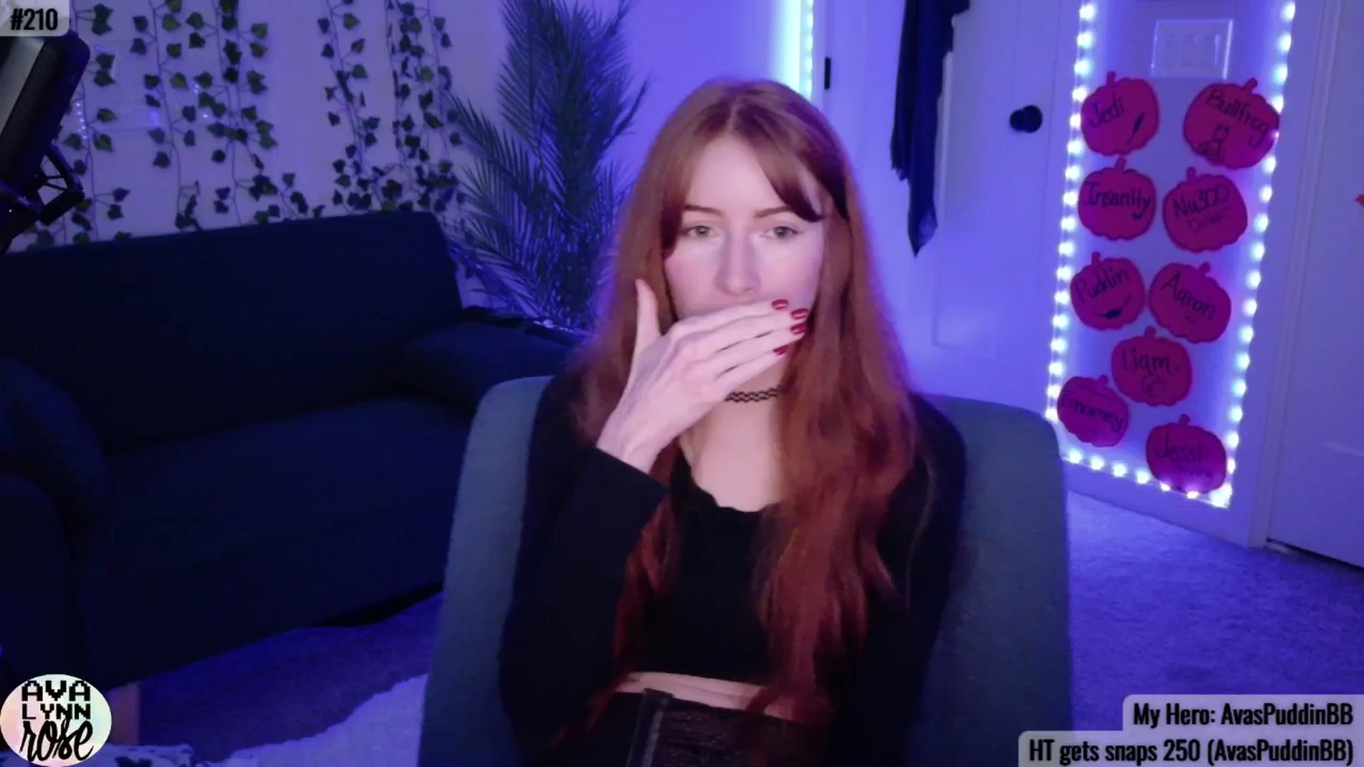 Gallery image thumbnail from AvalynnRose's myfreecams stream on, 10/26/2025, 04:37 image 1 of 20