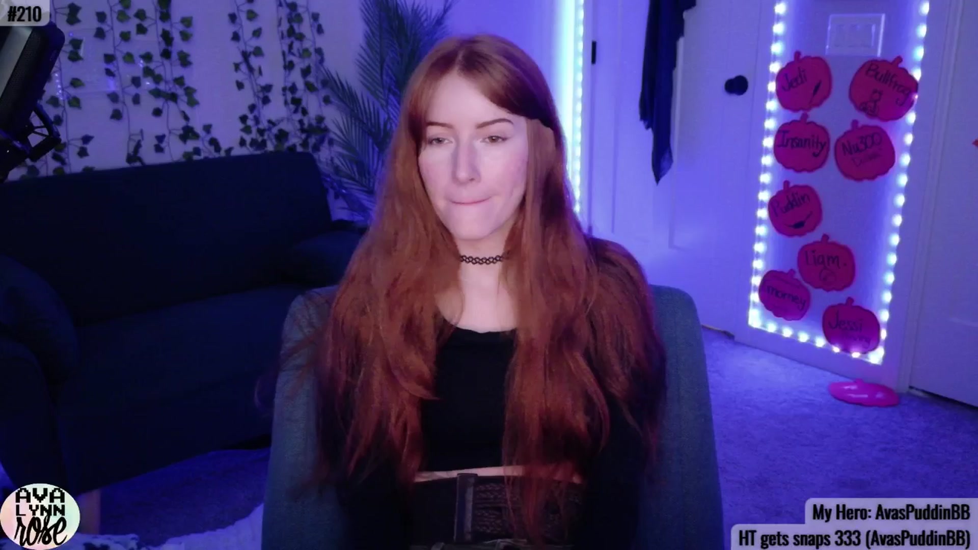 Gallery image thumbnail from AvalynnRose's myfreecams stream on, 10/26/2025, 04:37 image 2 of 20