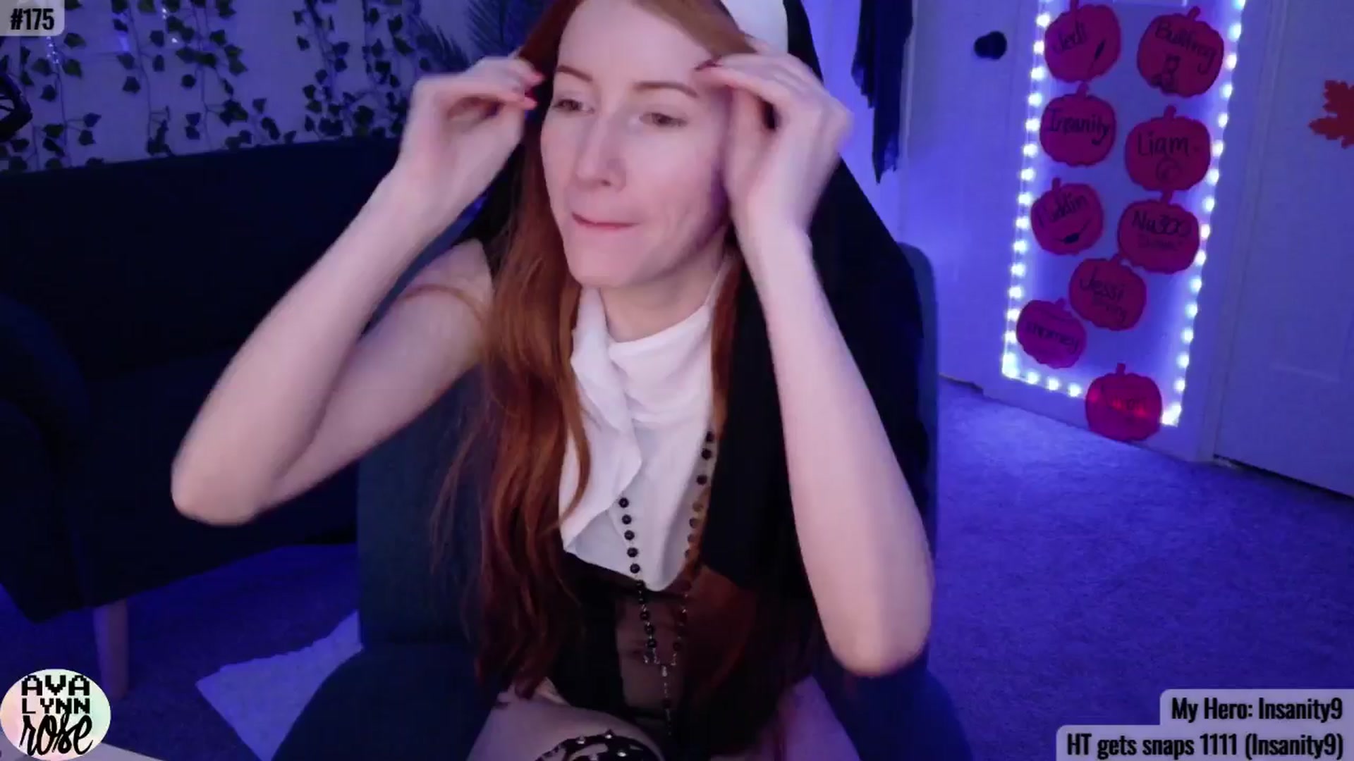 Gallery image thumbnail from AvalynnRose's myfreecams stream on, 10/27/2025, 04:30 image 5 of 20