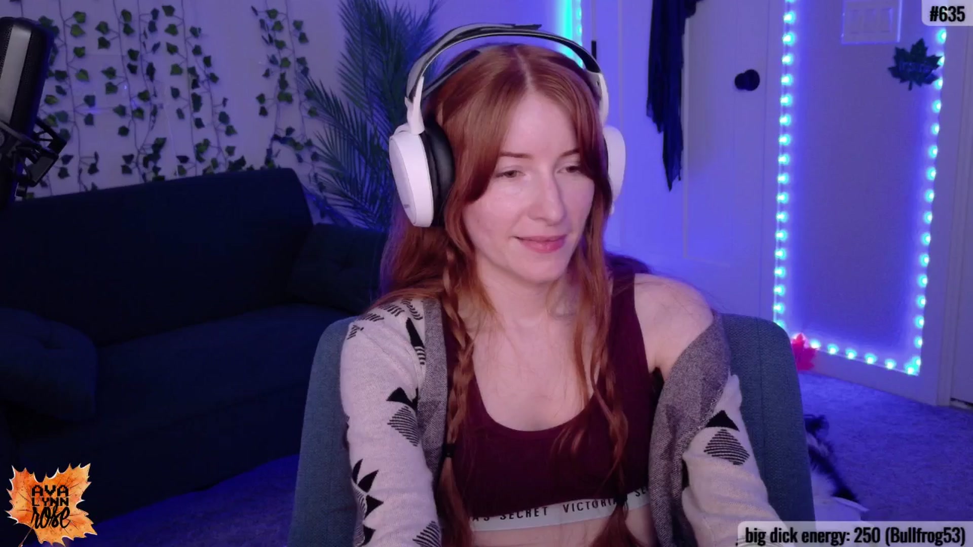 Gallery image thumbnail from AvalynnRose's myfreecams stream on, 11/13/2025, 06:30 image 6 of 20