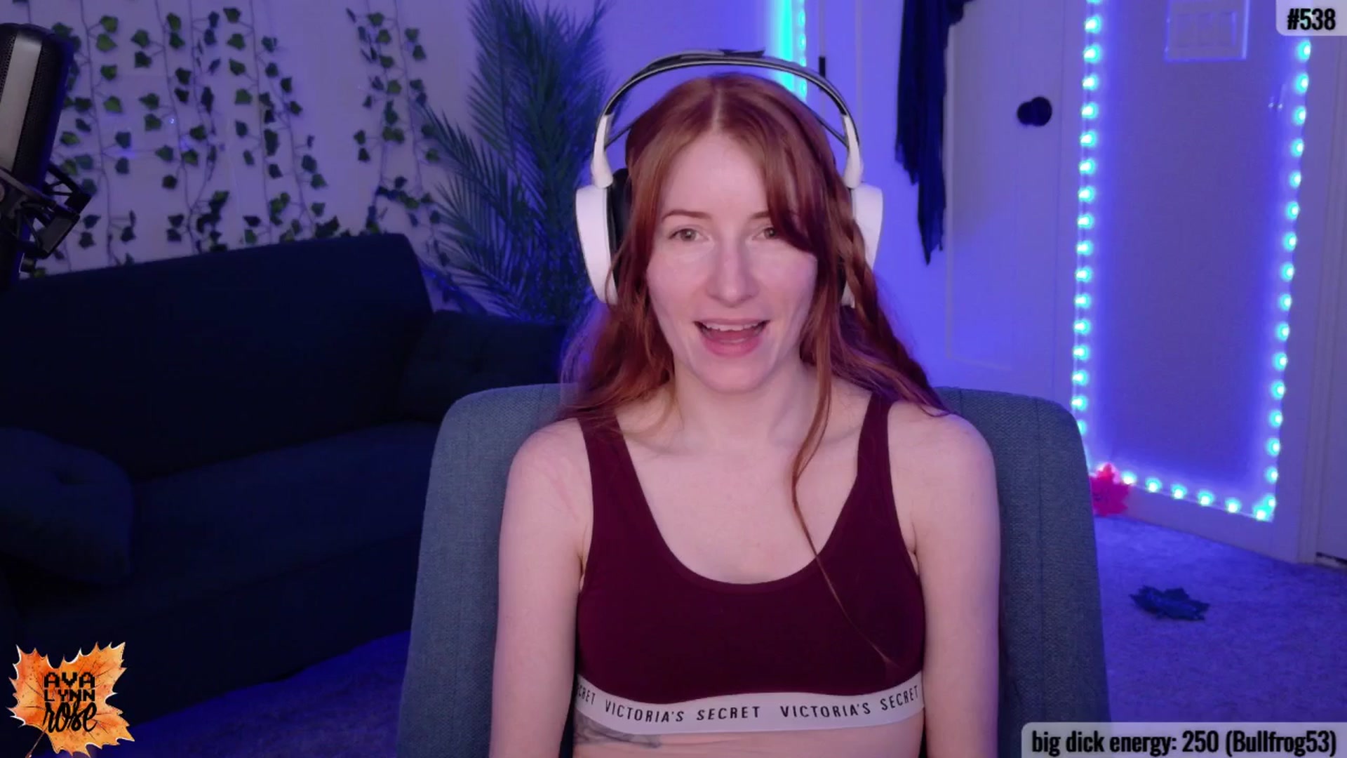 Gallery image thumbnail from AvalynnRose's myfreecams stream on, 11/13/2025, 06:30 image 18 of 20