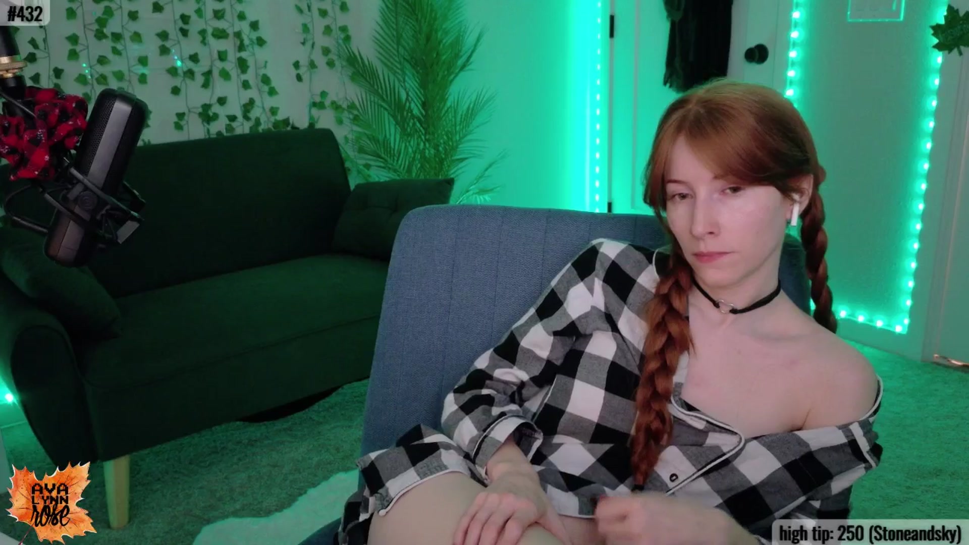 Gallery image thumbnail from AvalynnRose's myfreecams stream on, 11/18/2025, 05:14 image 20 of 20