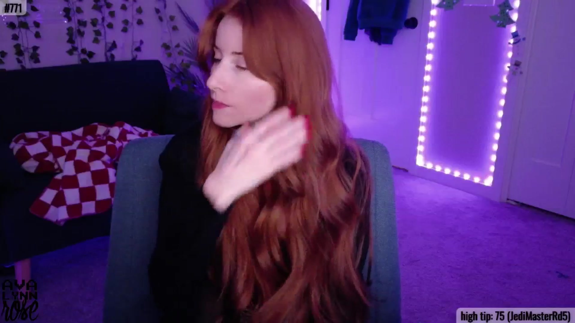 Gallery image thumbnail from AvalynnRose's myfreecams stream on, 12/13/2025, 05:23 image 5 of 20