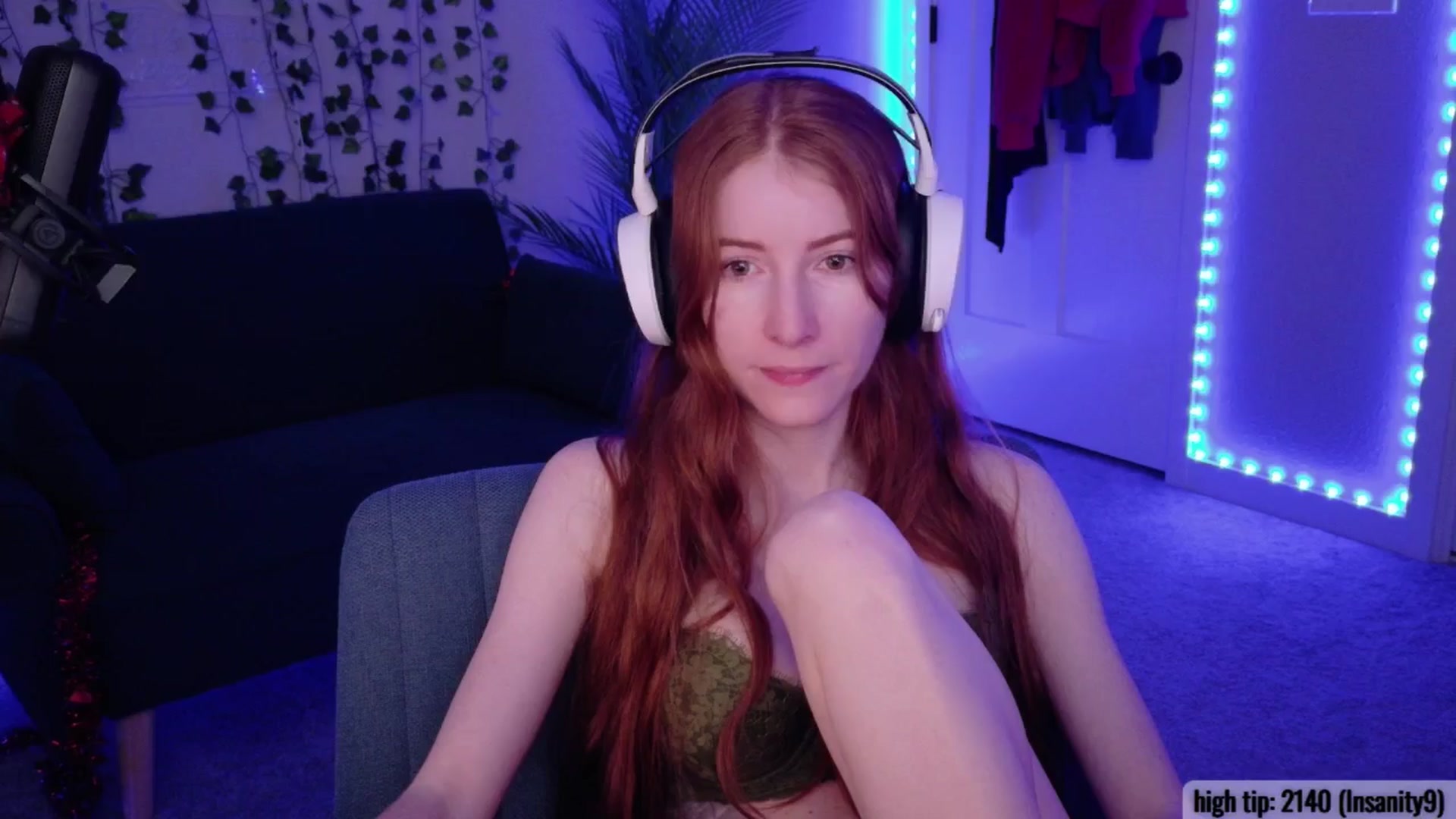 Gallery image thumbnail from AvalynnRose's myfreecams stream on, 03/01/2026, 06:11 image 13 of 20