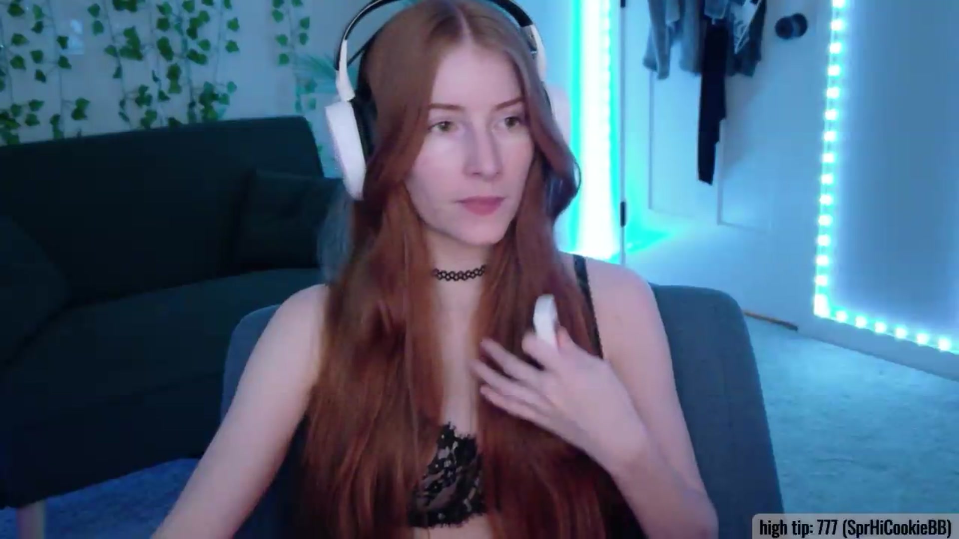 Gallery image thumbnail from AvalynnRose's myfreecams stream on, 05/30/2026, 06:06 image 3 of 20