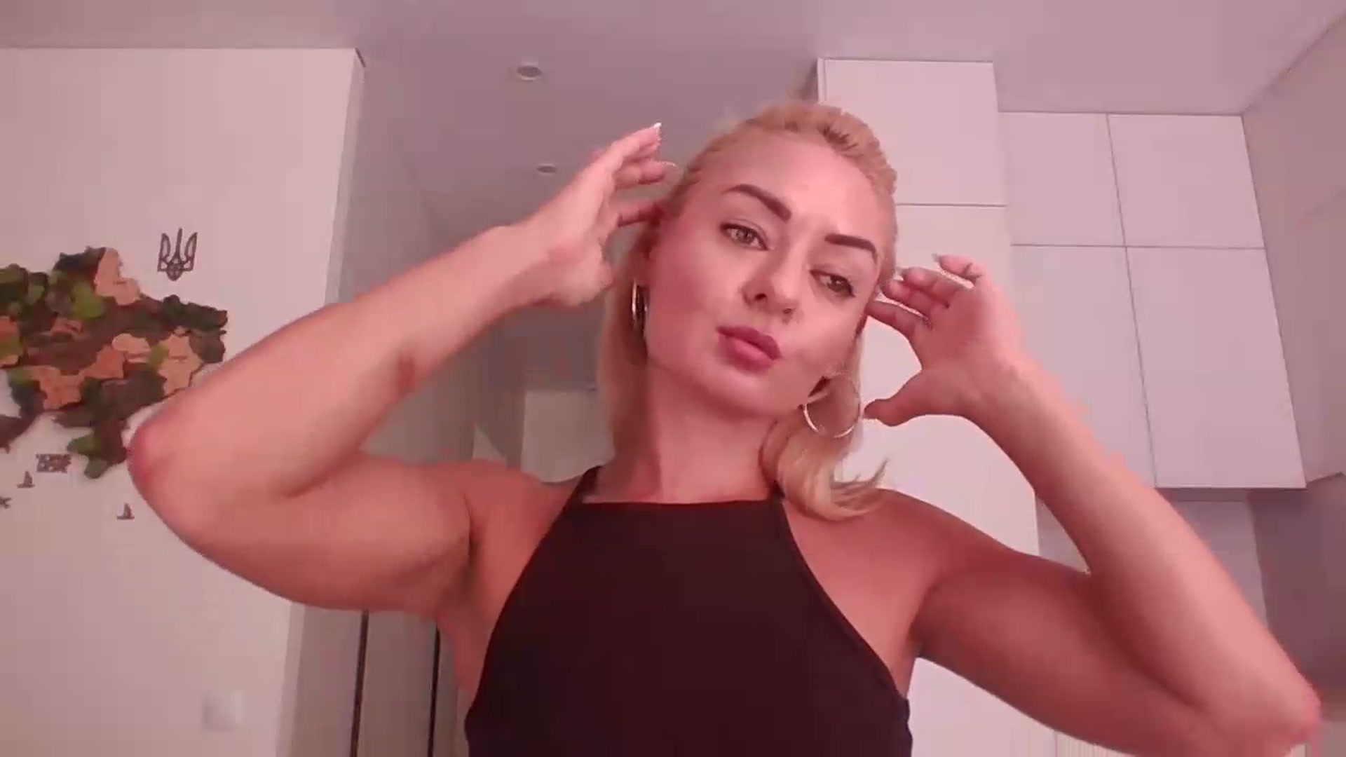 Gallery image thumbnail from AvelineGlow's myfreecams stream on, 08/17/2026, 13:07 image 11 of 20