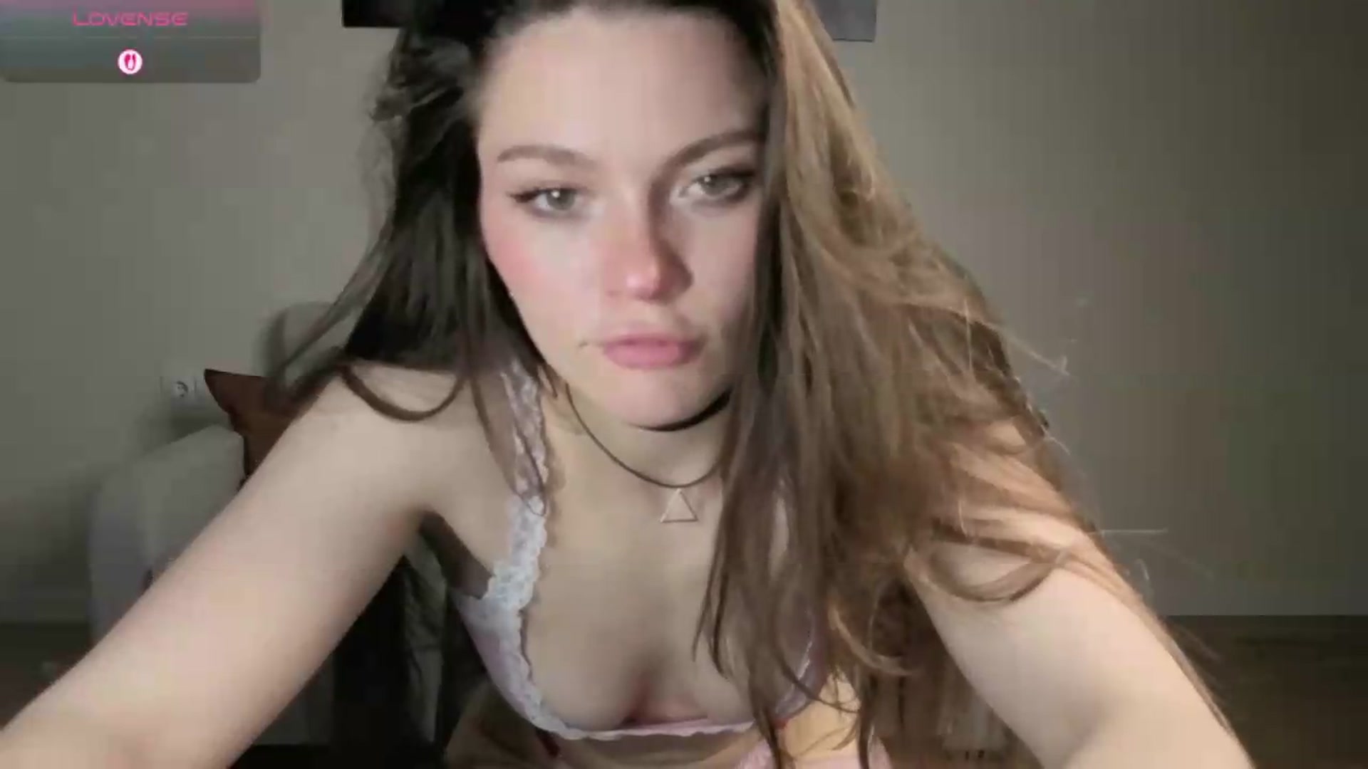 Gallery image thumbnail from Avelinehowo's myfreecams stream on, 05/24/2026, 20:32 image 17 of 20