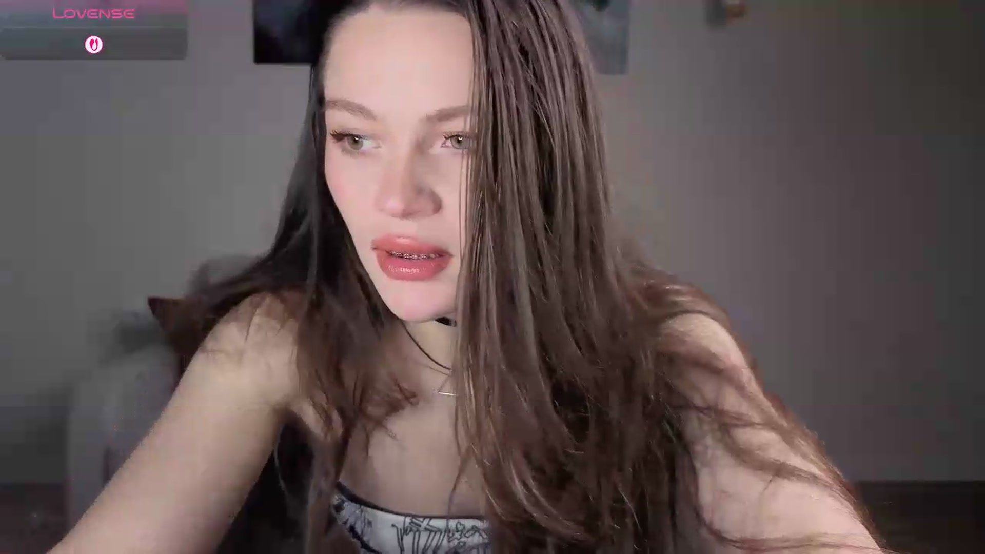 Gallery image thumbnail from Avelinehowo's myfreecams stream on, 05/28/2026, 18:47 image 5 of 20