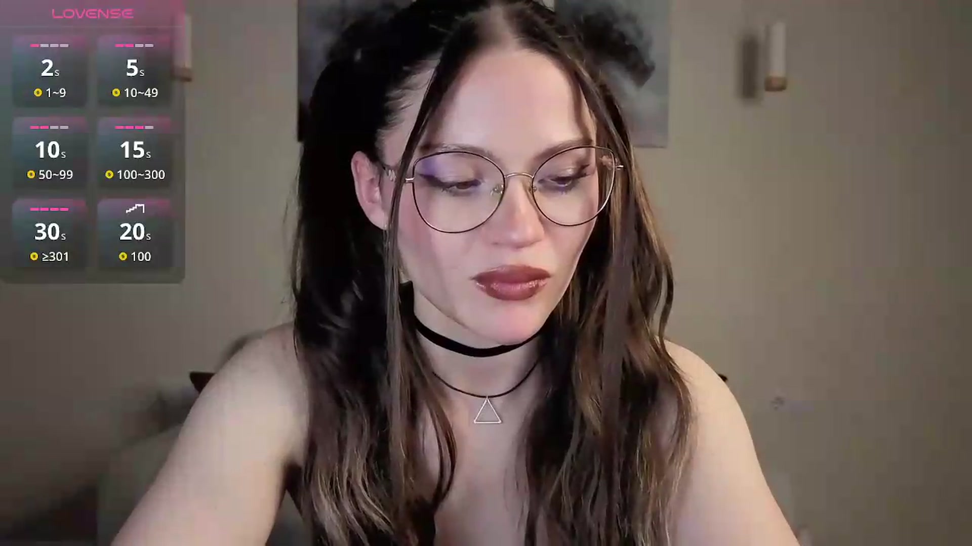 Gallery image thumbnail from Avelinehowo's myfreecams stream on, 06/26/2026, 21:32 image 3 of 20