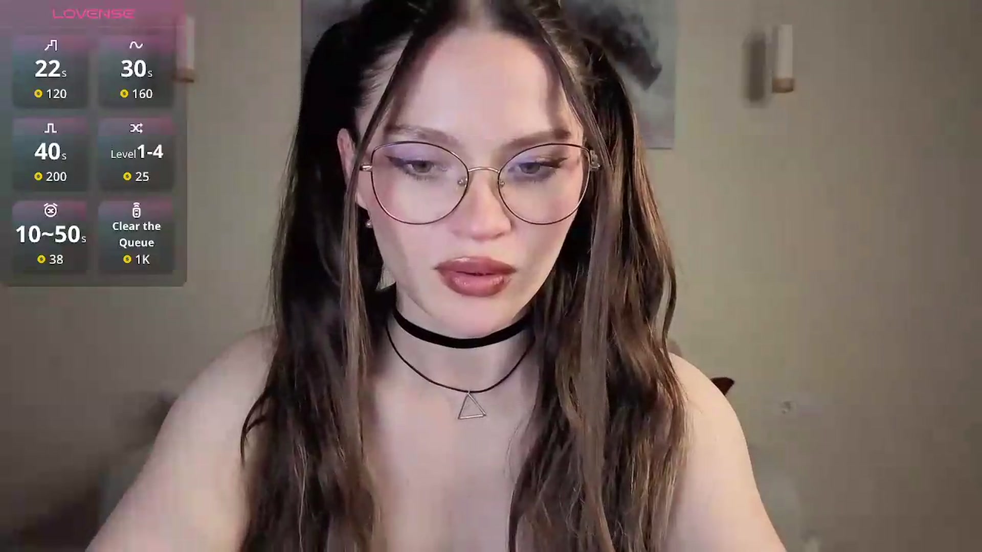 Gallery image thumbnail from Avelinehowo's myfreecams stream on, 06/26/2026, 21:32 image 2 of 20