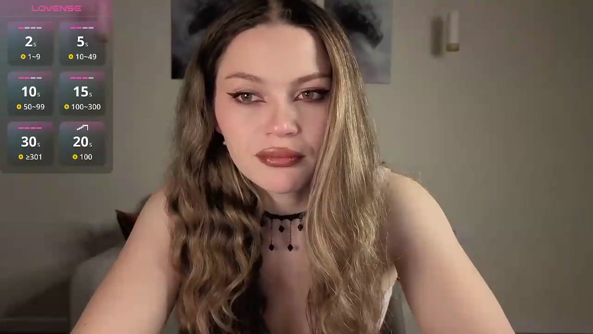 Gallery image thumbnail from Avelinehowo's myfreecams stream on, 07/21/2026, 19:01 image 16 of 20