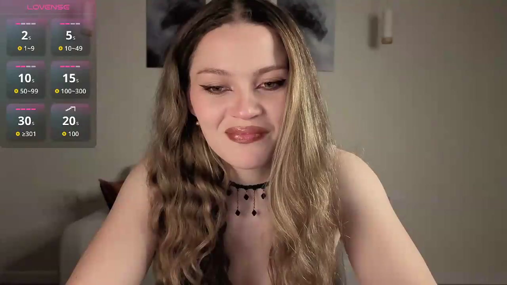Gallery image thumbnail from Avelinehowo's myfreecams stream on, 07/21/2026, 19:01 image 17 of 20
