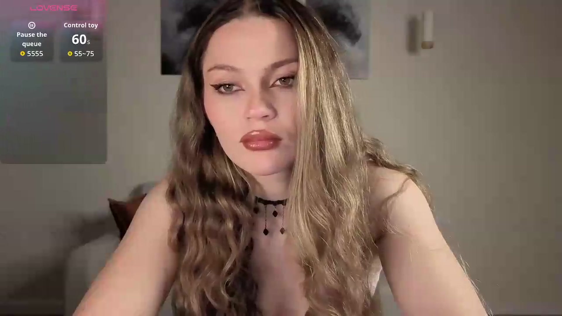 Gallery image thumbnail from Avelinehowo's myfreecams stream on, 07/21/2026, 19:01 image 11 of 20