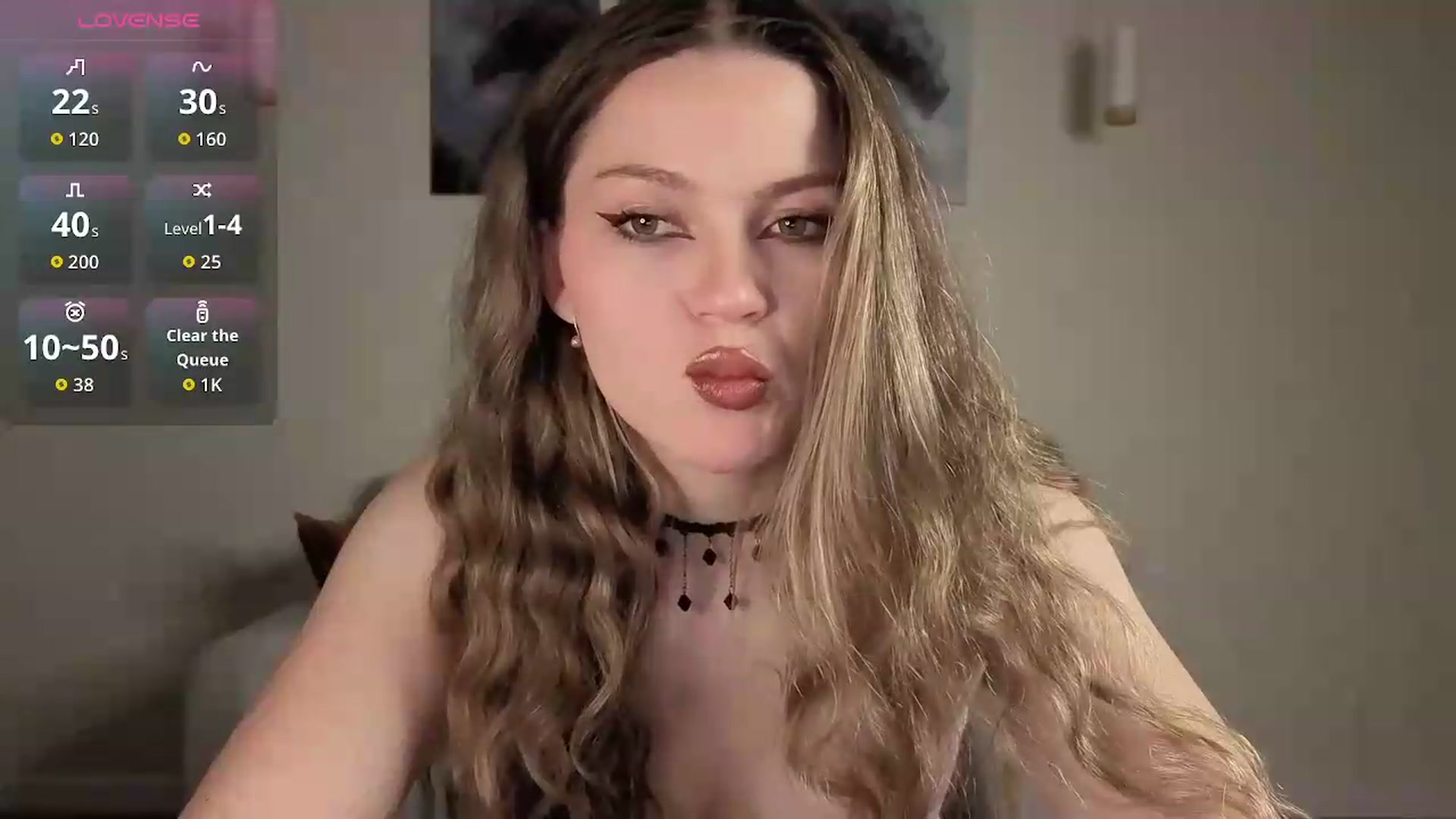 Gallery image thumbnail from Avelinehowo's myfreecams stream on, 07/21/2026, 19:01 image 4 of 20