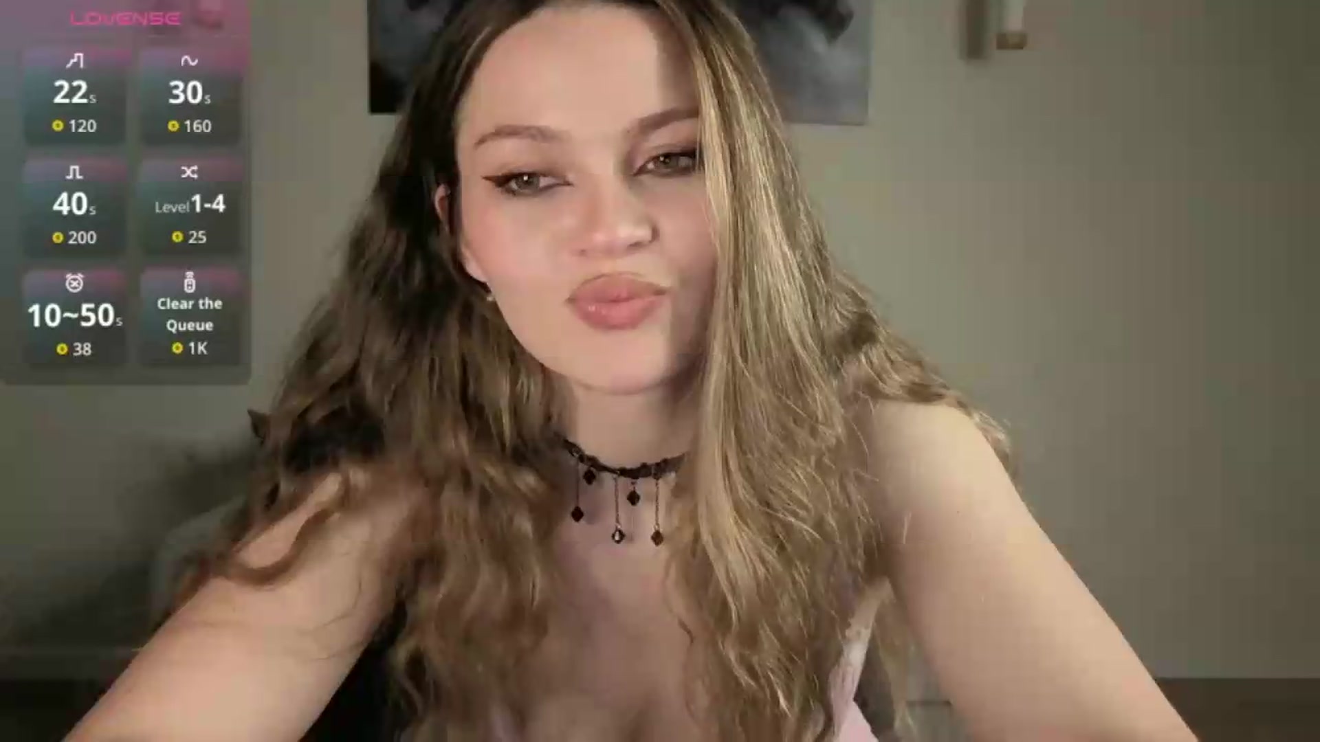 Gallery image thumbnail from Avelinehowo's myfreecams stream on, 07/21/2026, 21:35 image 14 of 20