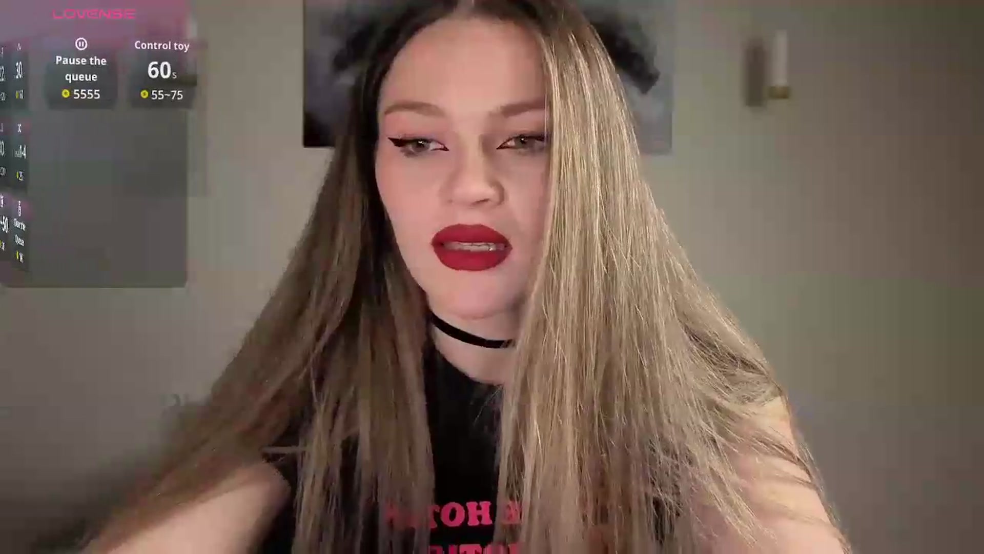 Gallery image thumbnail from Avelinehowo's myfreecams stream on, 07/31/2026, 21:44 image 3 of 20