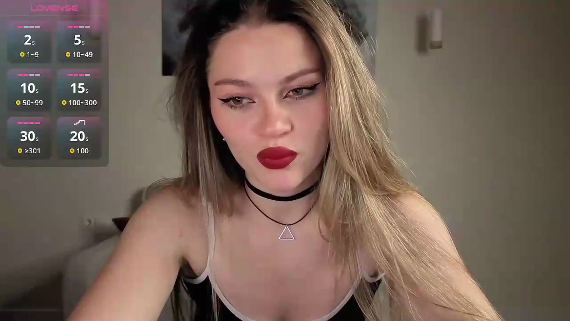 Gallery image thumbnail from Avelinehowo's myfreecams stream on, 08/01/2026, 19:57 image 16 of 20