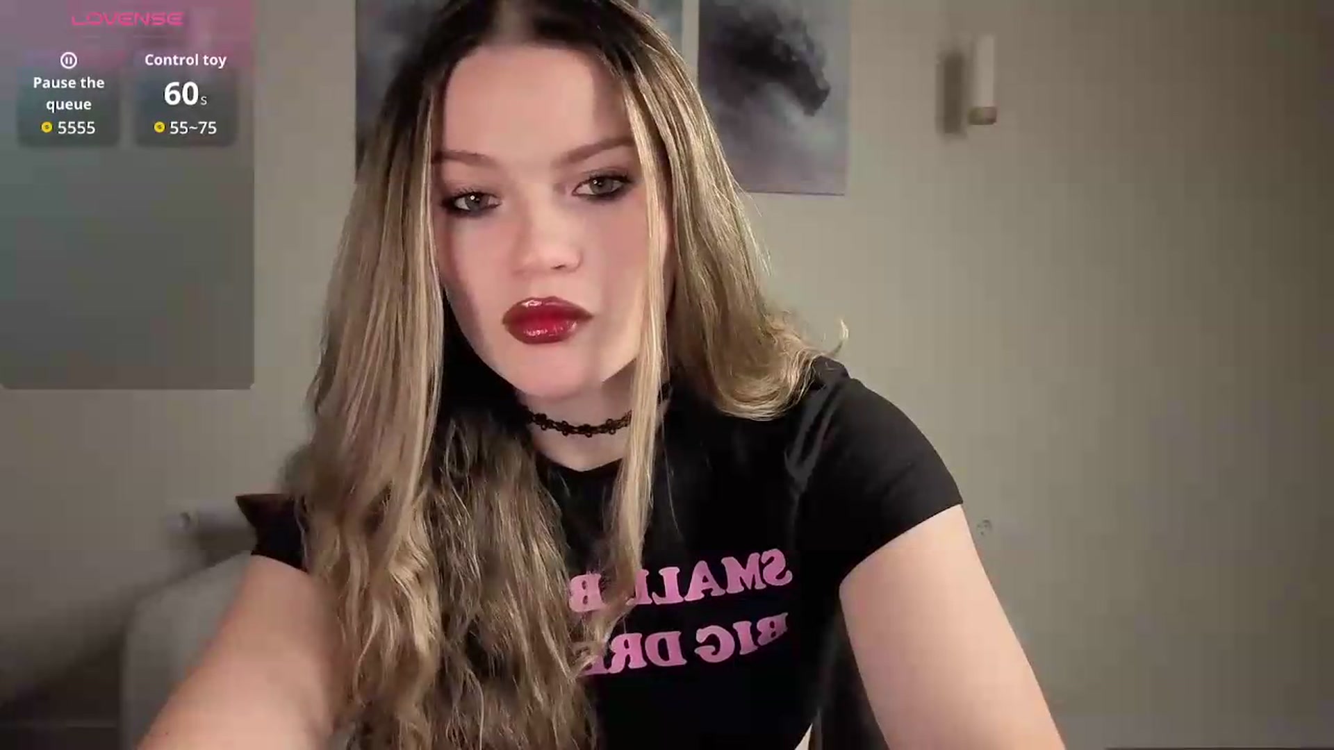 Gallery image thumbnail from Avelinehowo's myfreecams stream on, 08/06/2026, 19:47 image 2 of 20