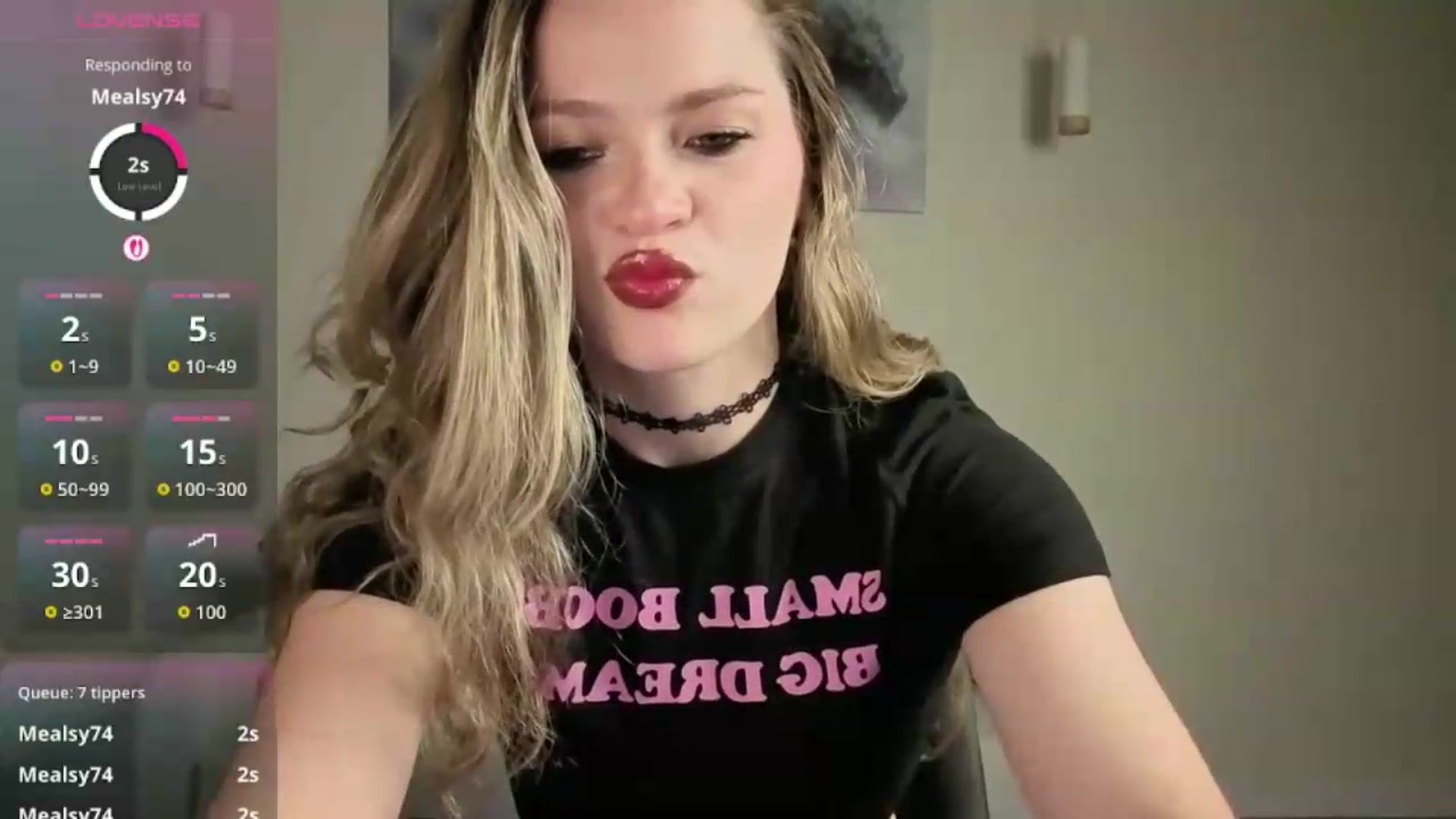 Gallery image thumbnail from Avelinehowo's myfreecams stream on, 08/06/2026, 19:47 image 13 of 20