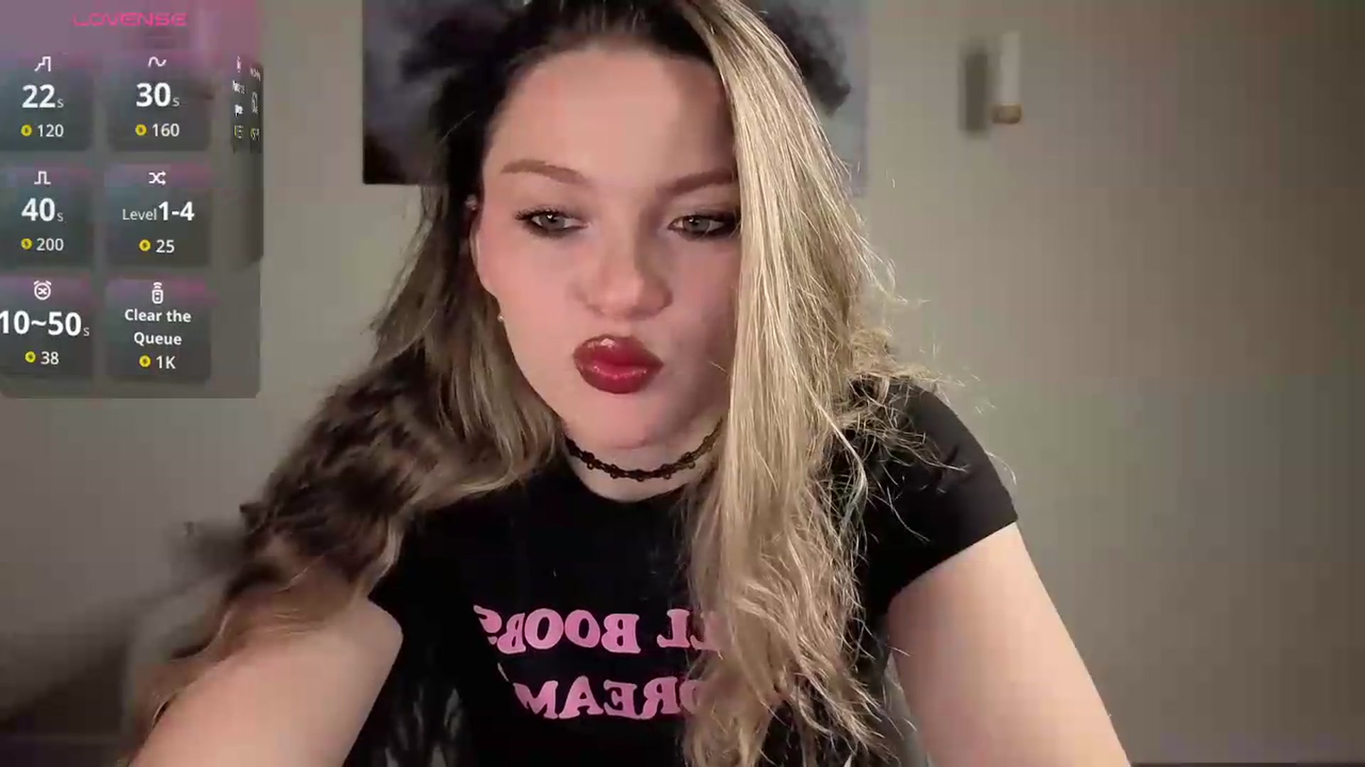 Gallery image thumbnail from Avelinehowo's myfreecams stream on, 08/06/2026, 19:47 image 8 of 20