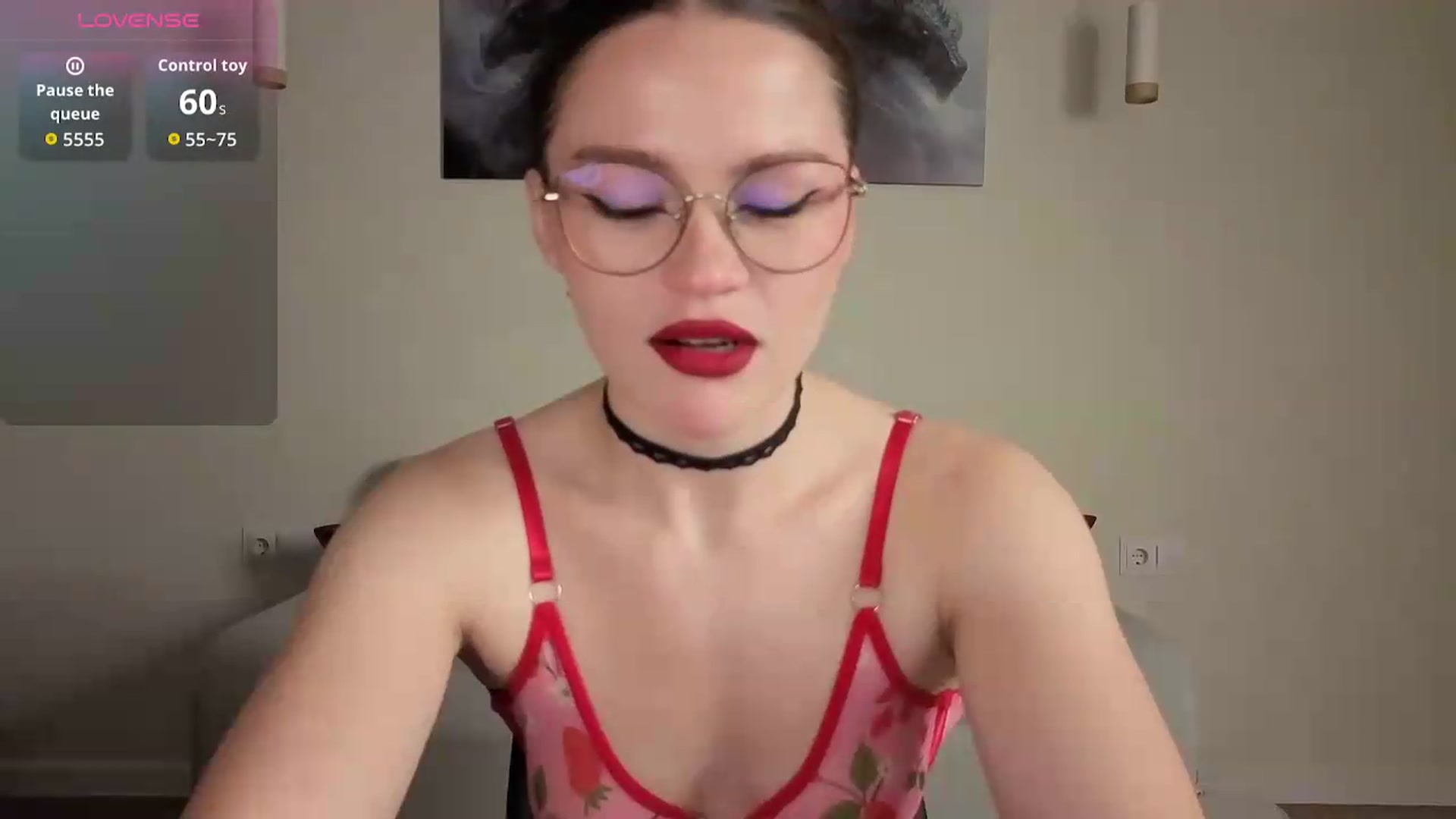 Gallery image thumbnail from Avelinehowo's myfreecams stream on, 08/08/2026, 18:41 image 7 of 20