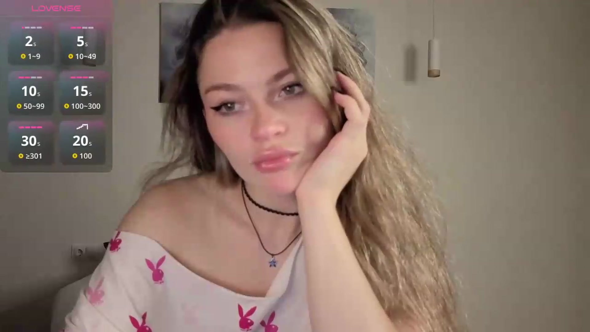 Gallery image thumbnail from Avelinehowo's myfreecams stream on, 08/10/2026, 19:05 image 5 of 20