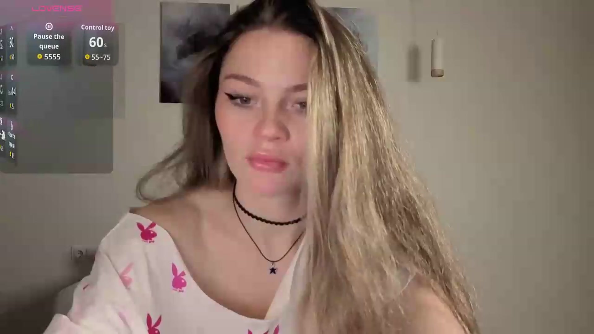 Gallery image thumbnail from Avelinehowo's myfreecams stream on, 08/10/2026, 19:05 image 7 of 20