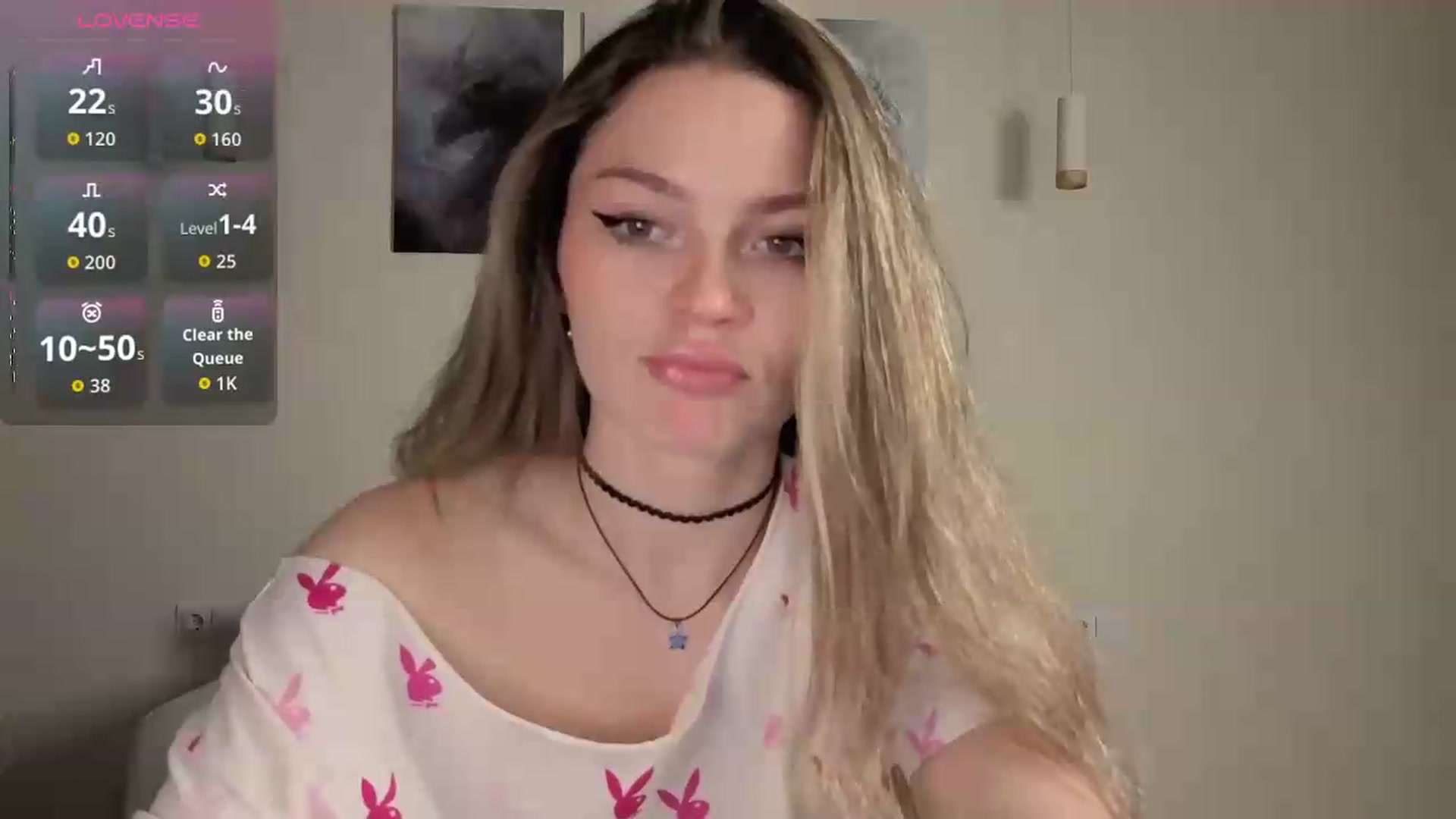 Gallery image thumbnail from Avelinehowo's myfreecams stream on, 08/10/2026, 19:05 image 6 of 20