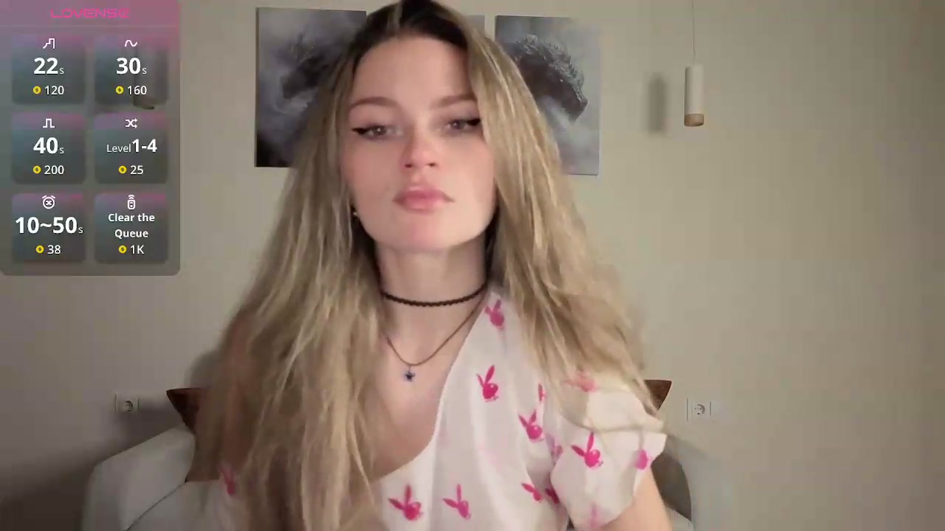 Gallery image thumbnail from Avelinehowo's myfreecams stream on, 08/10/2026, 19:05 image 10 of 20