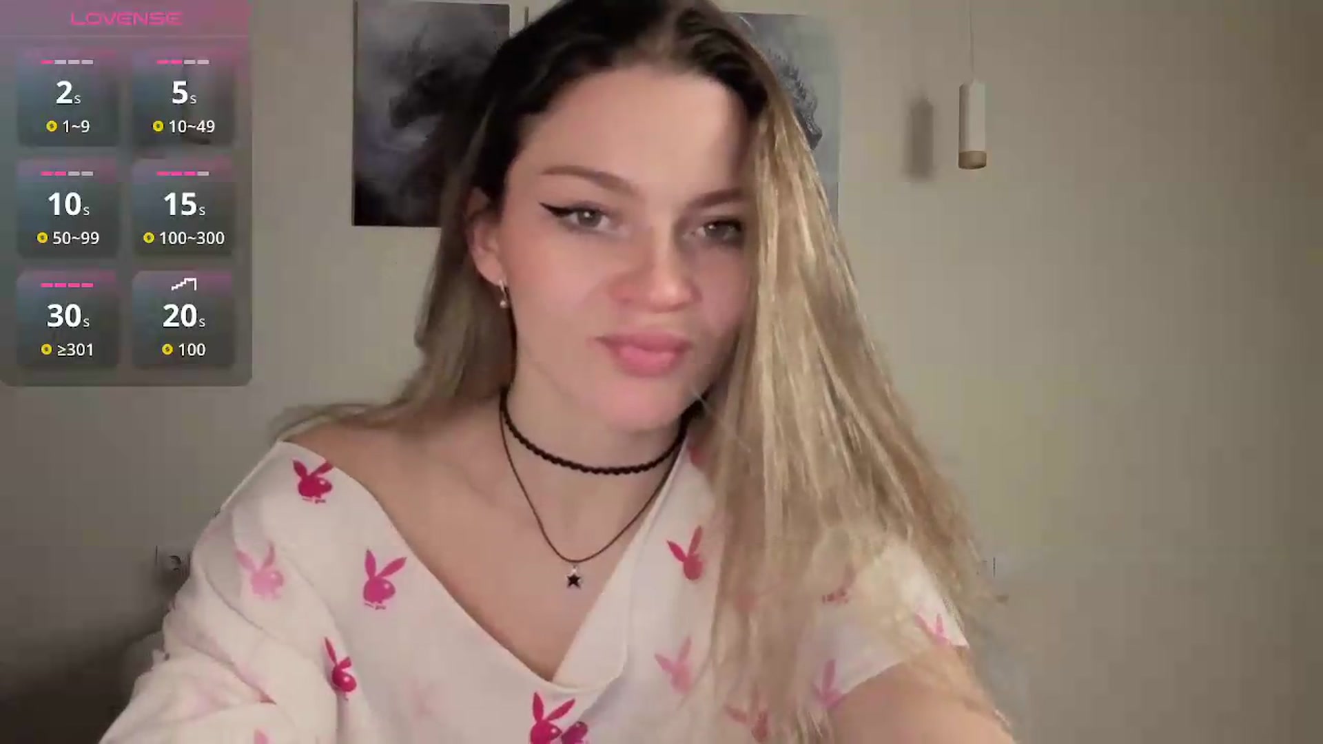Gallery image thumbnail from Avelinehowo's myfreecams stream on, 08/10/2026, 20:06 image 4 of 20