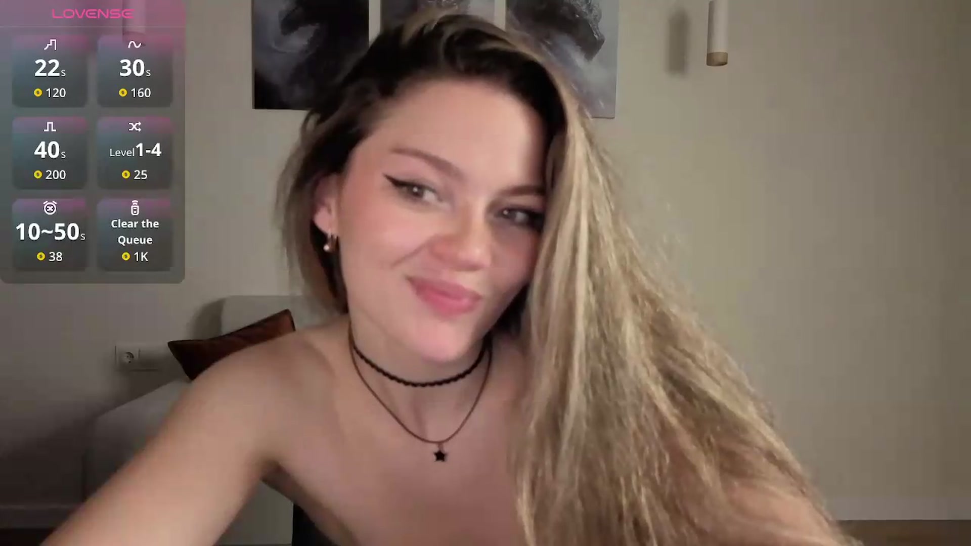 Gallery image thumbnail from Avelinehowo's myfreecams stream on, 08/10/2026, 21:08 image 5 of 20