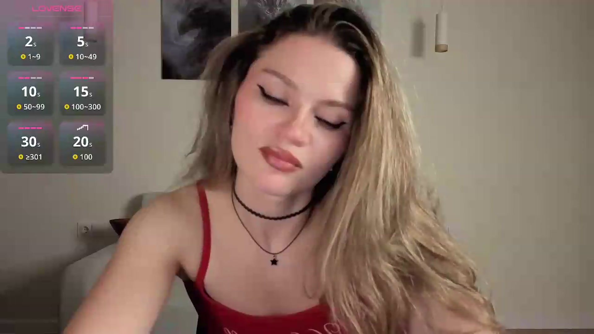 Gallery image thumbnail from Avelinehowo's myfreecams stream on, 08/11/2026, 21:13 image 4 of 20