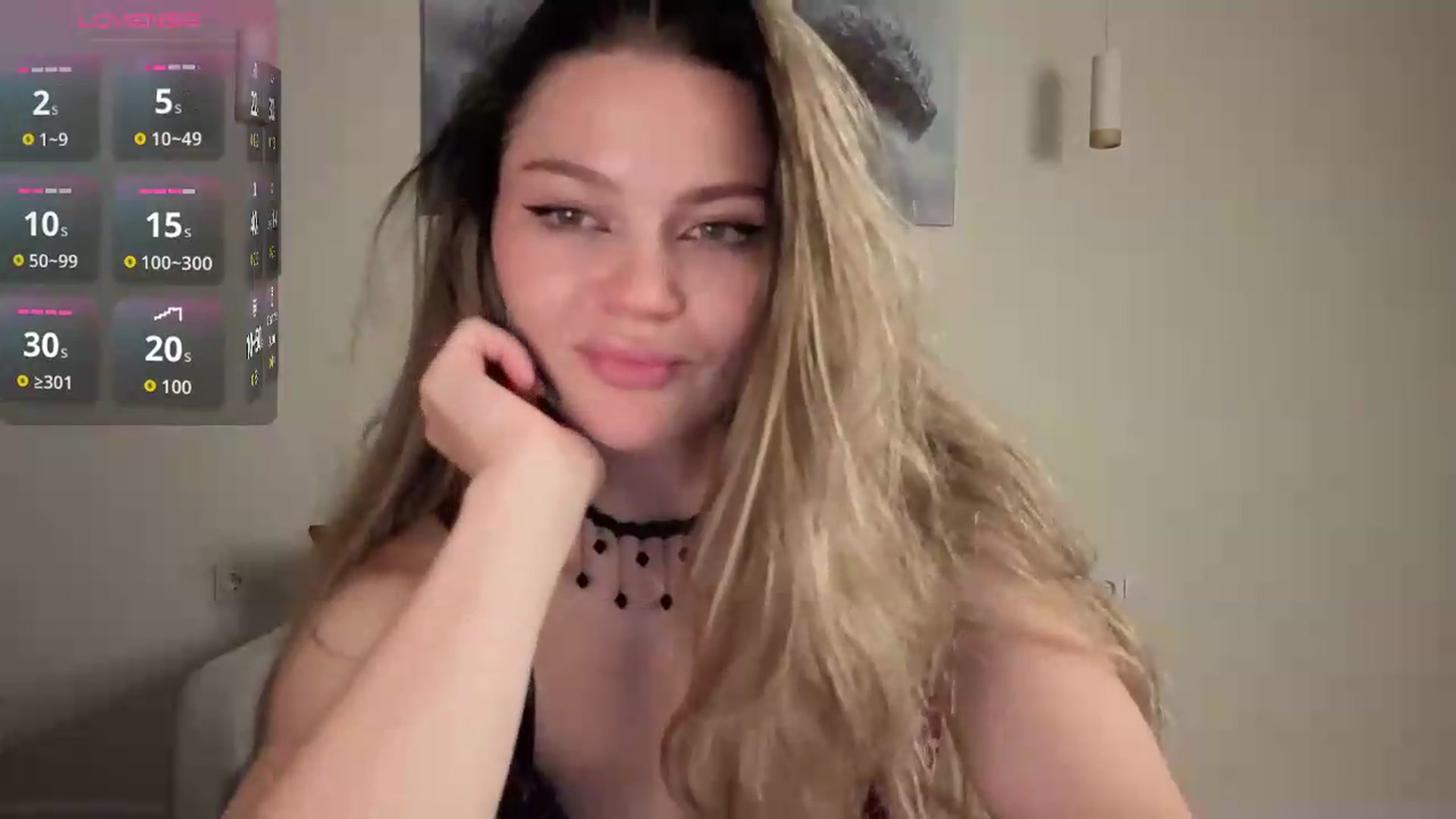 Gallery image thumbnail from Avelinehowo's myfreecams stream on, 08/12/2026, 18:24 image 15 of 20