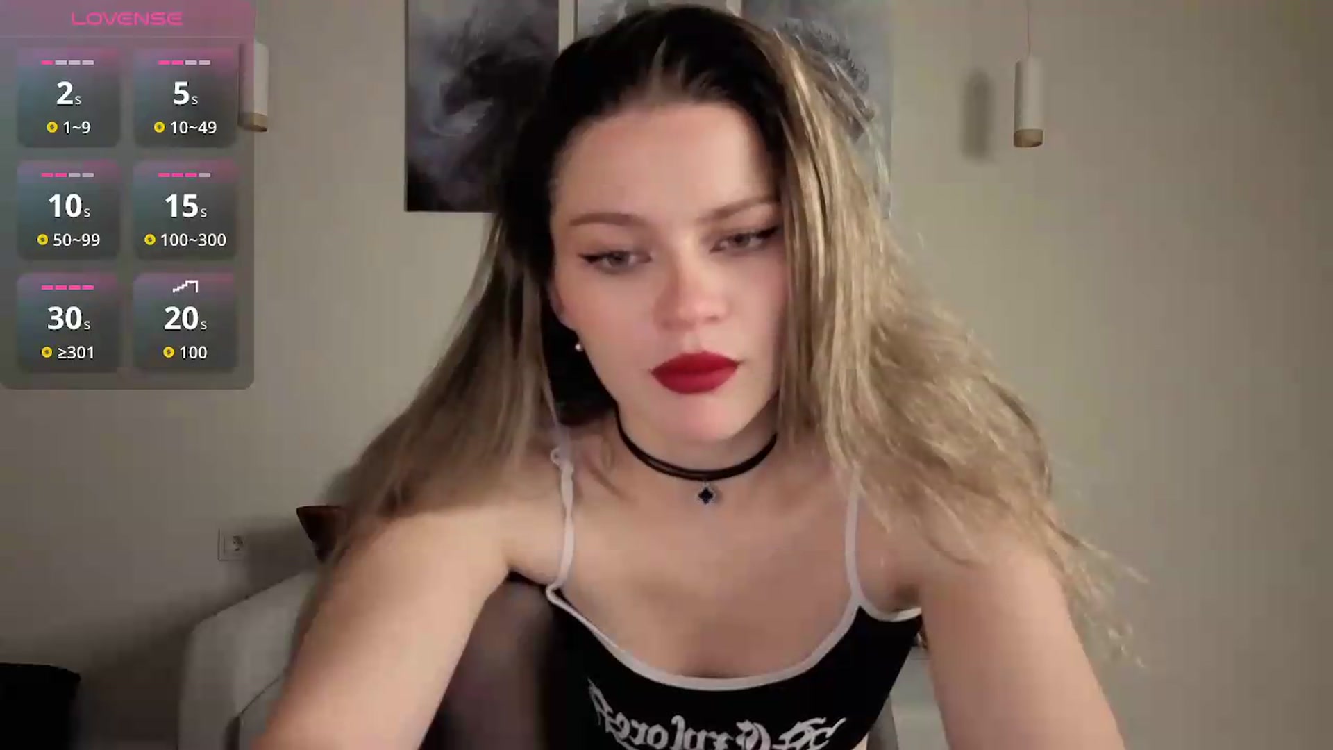 Gallery image thumbnail from Avelinehowo's myfreecams stream on, 08/13/2026, 19:11 image 11 of 20