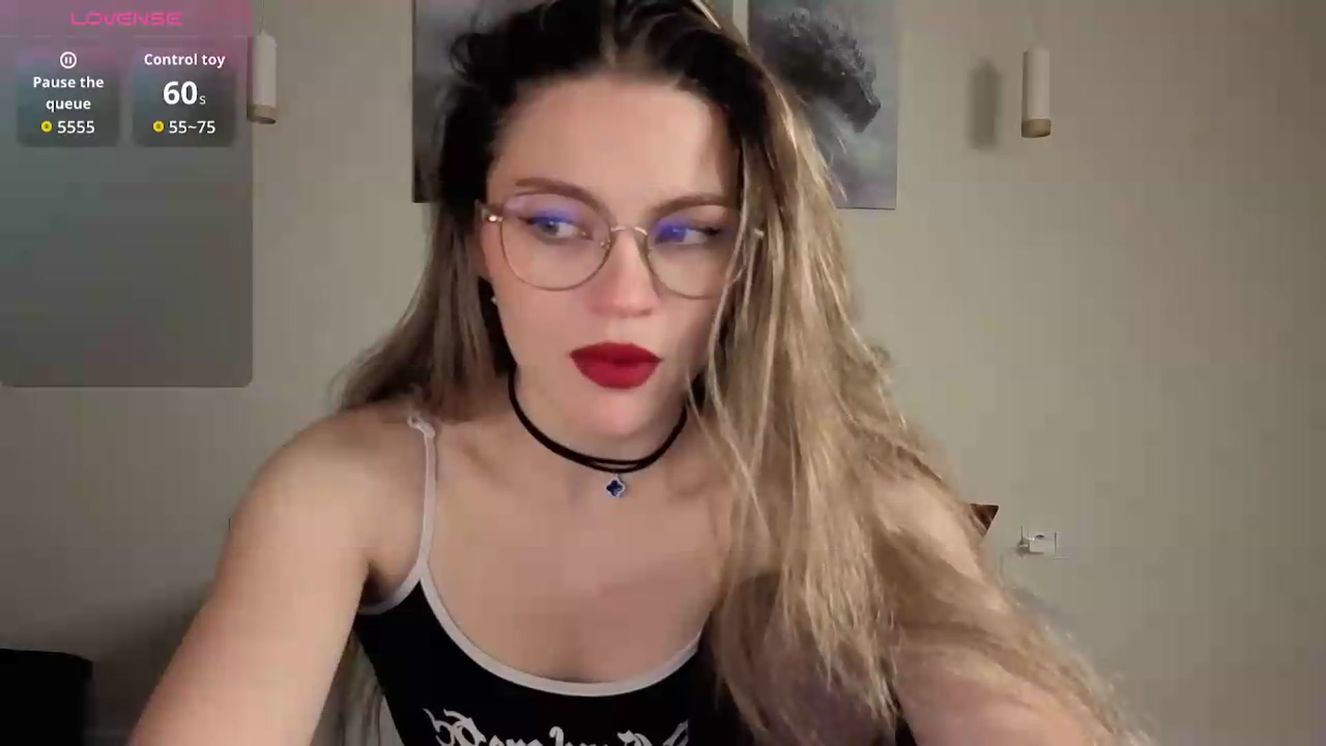 Gallery image thumbnail from Avelinehowo's myfreecams stream on, 08/13/2026, 19:11 image 3 of 20