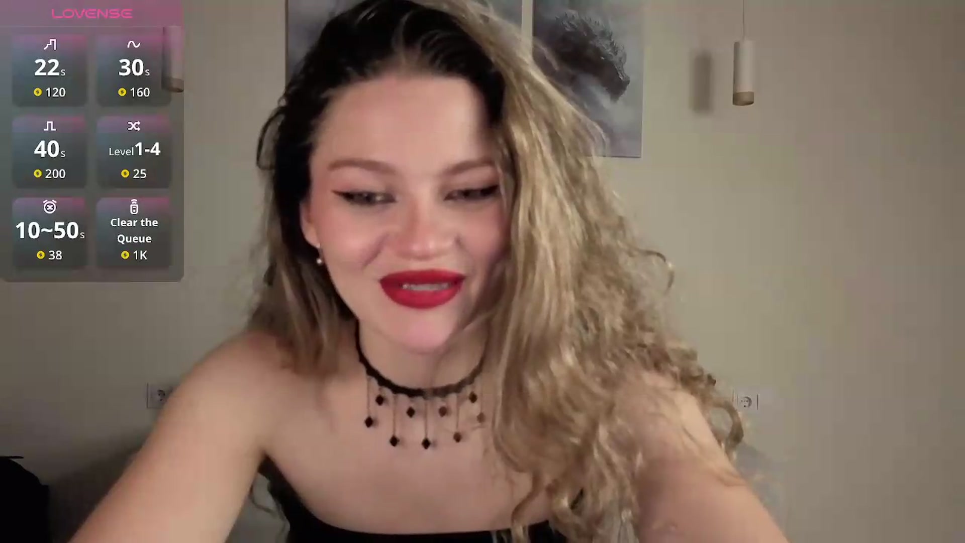Gallery image thumbnail from Avelinehowo's myfreecams stream on, 08/20/2026, 20:20 image 14 of 20