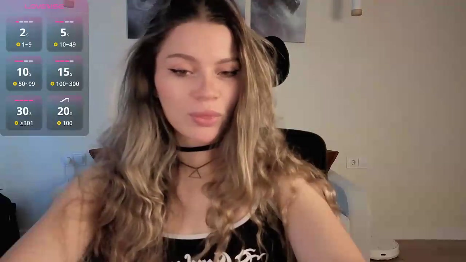 Gallery image thumbnail from Avelinehowo's myfreecams stream on, 08/22/2026, 14:17 image 5 of 20