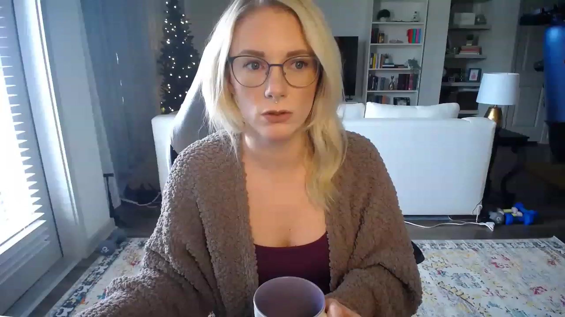 Gallery image thumbnail from AveryLayne_'s myfreecams stream on, 11/20/2022, 21:18 image 15 of 20