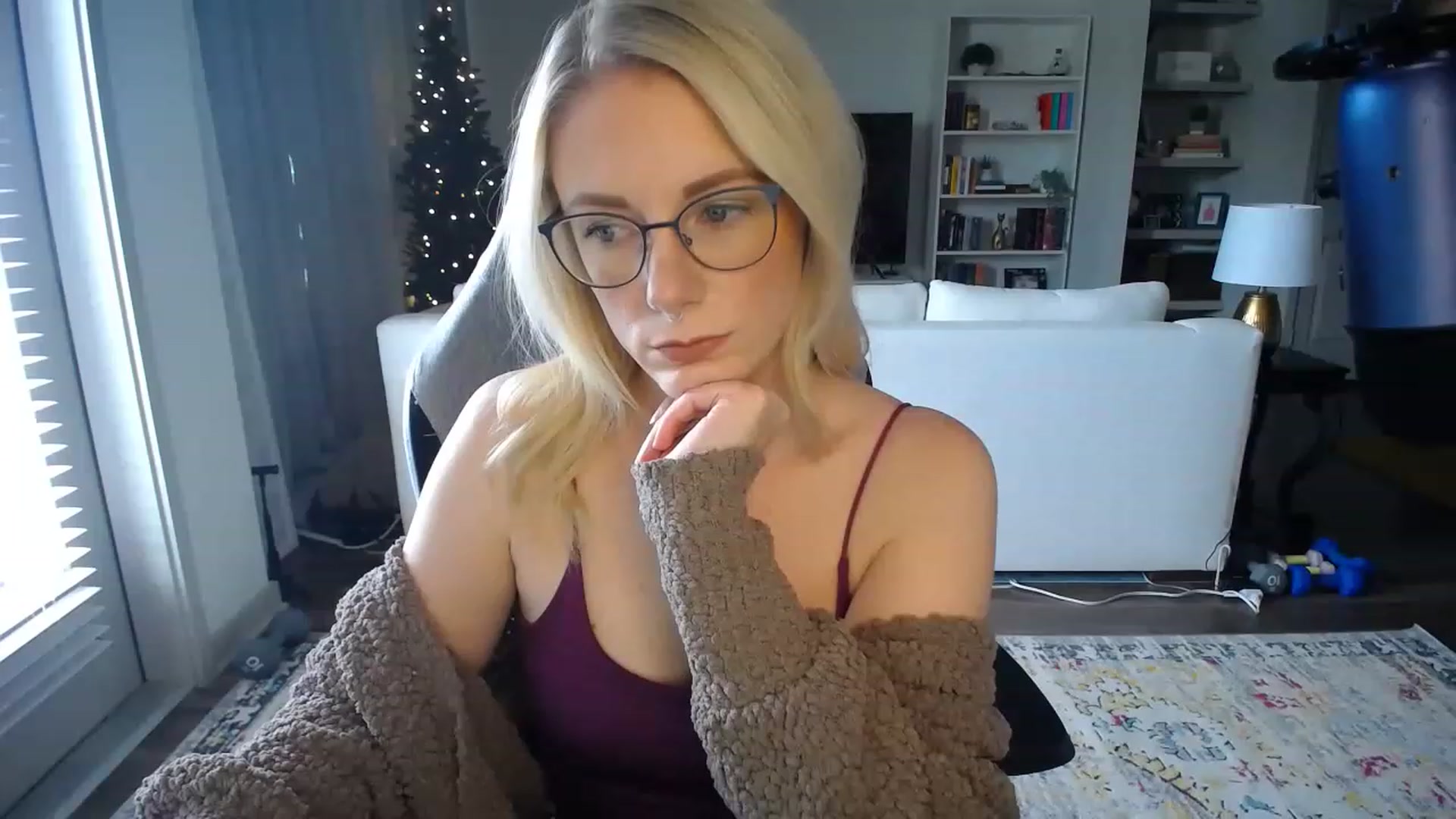Gallery image thumbnail from AveryLayne_'s myfreecams stream on, 11/20/2022, 21:18 image 11 of 20