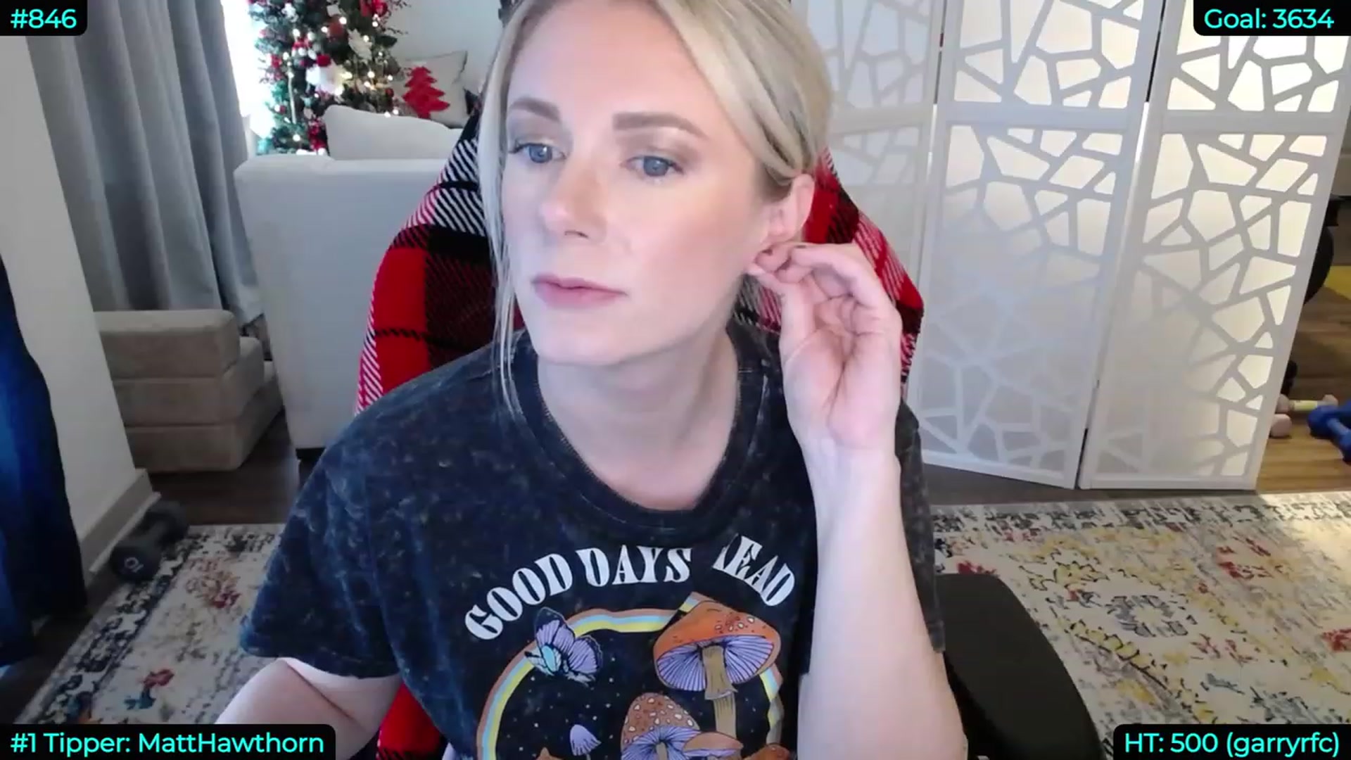Gallery image thumbnail from AveryLayne_'s myfreecams stream on, 12/11/2022, 20:56 image 17 of 20