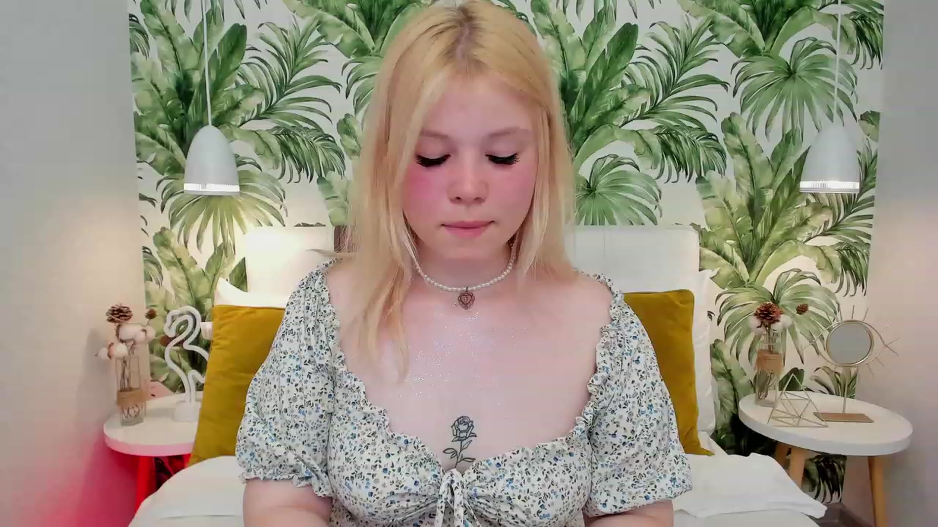 Gallery image thumbnail from AveryLost's myfreecams stream on, 05/24/2023, 12:50 image 3 of 20