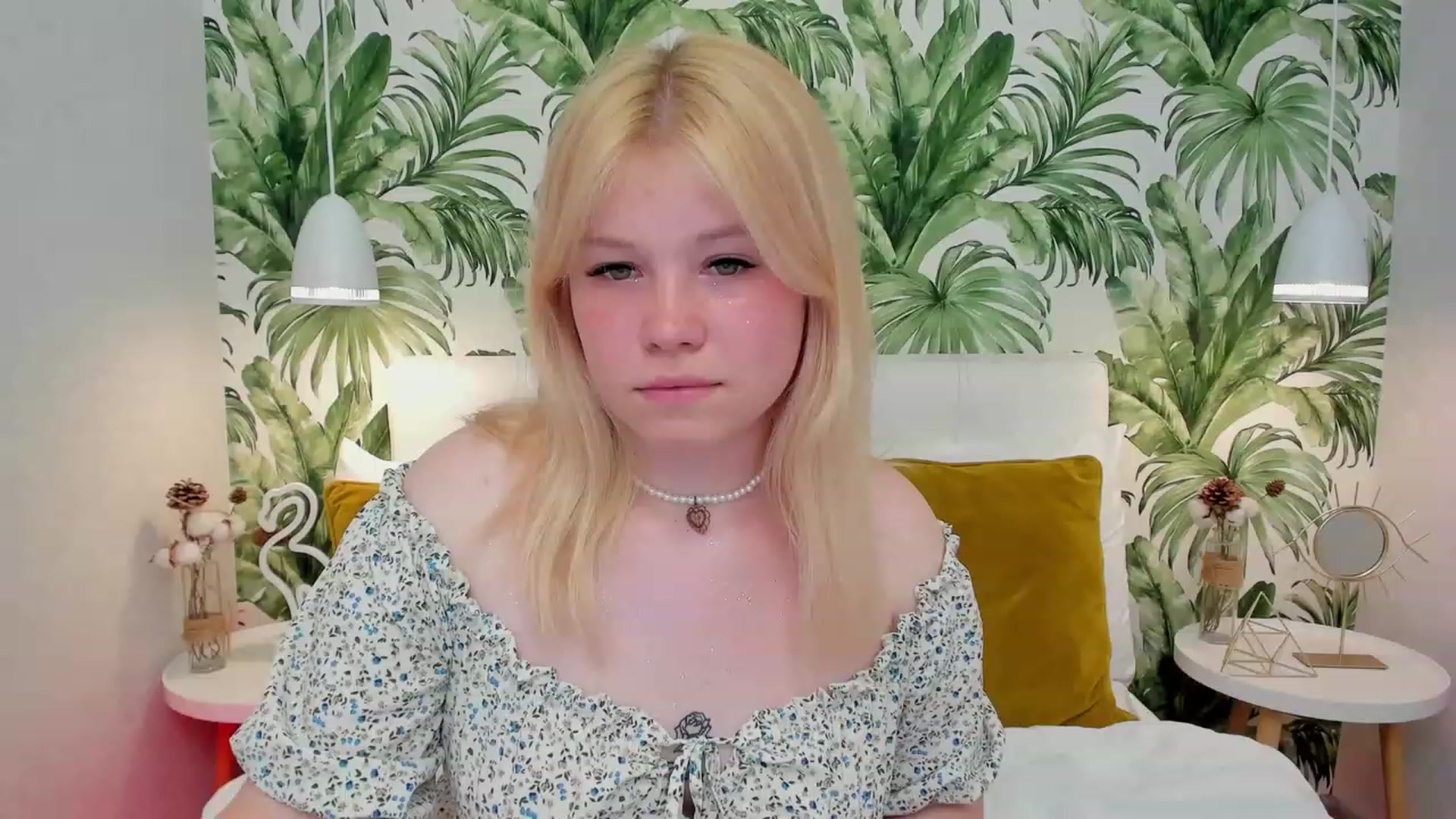 Gallery image thumbnail from AveryLost's myfreecams stream on, 05/24/2023, 18:01 image 8 of 20