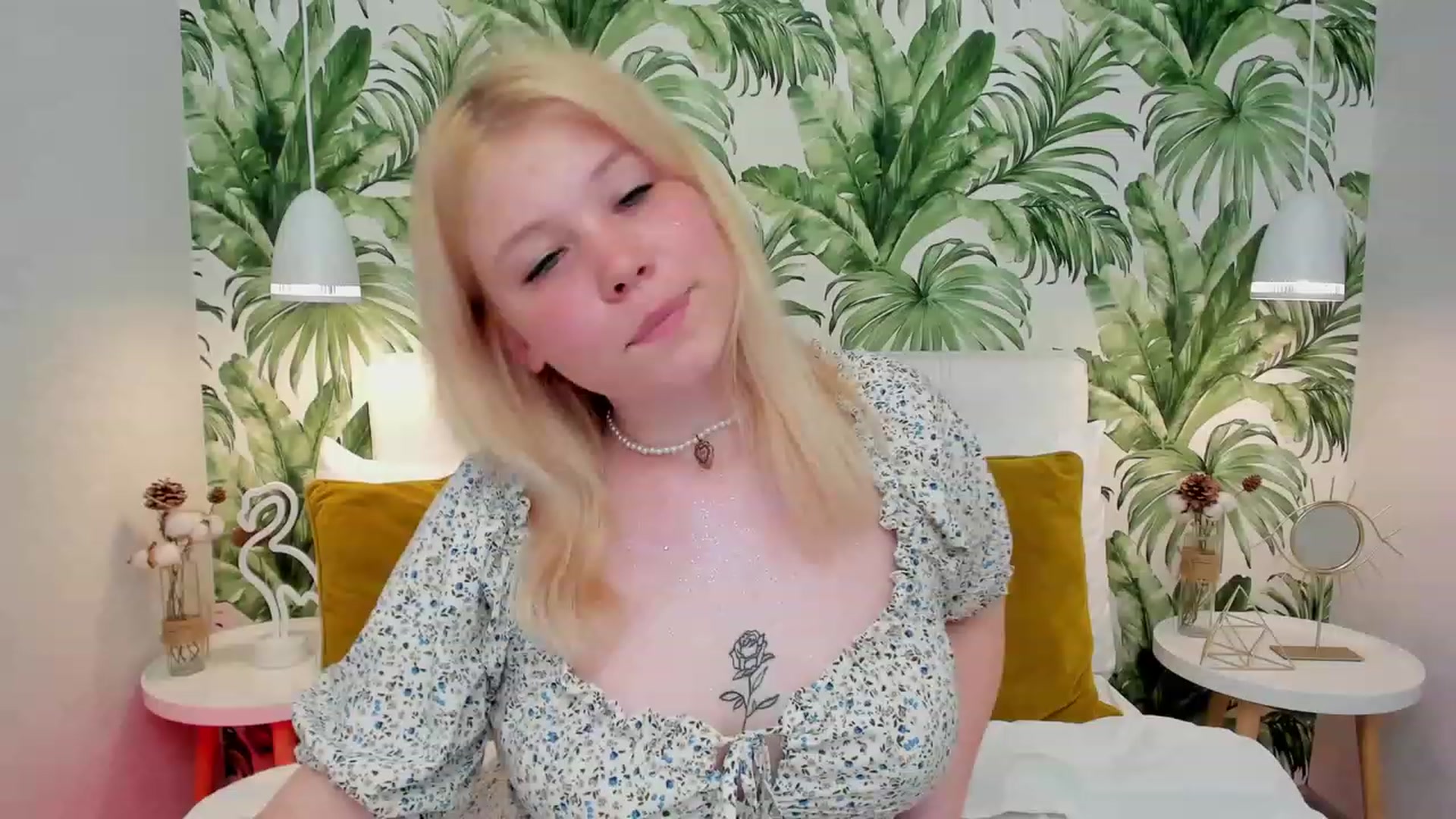 Gallery image thumbnail from AveryLost's myfreecams stream on, 05/24/2023, 18:01 image 16 of 20