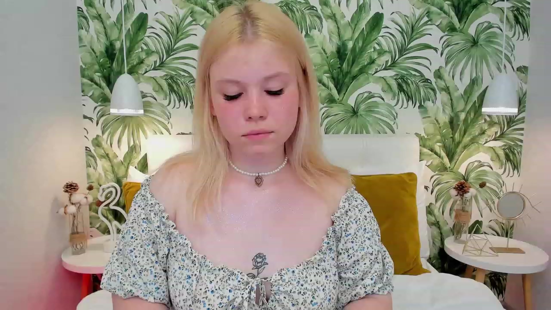 Gallery image thumbnail from AveryLost's myfreecams stream on, 05/24/2023, 18:01 image 3 of 20