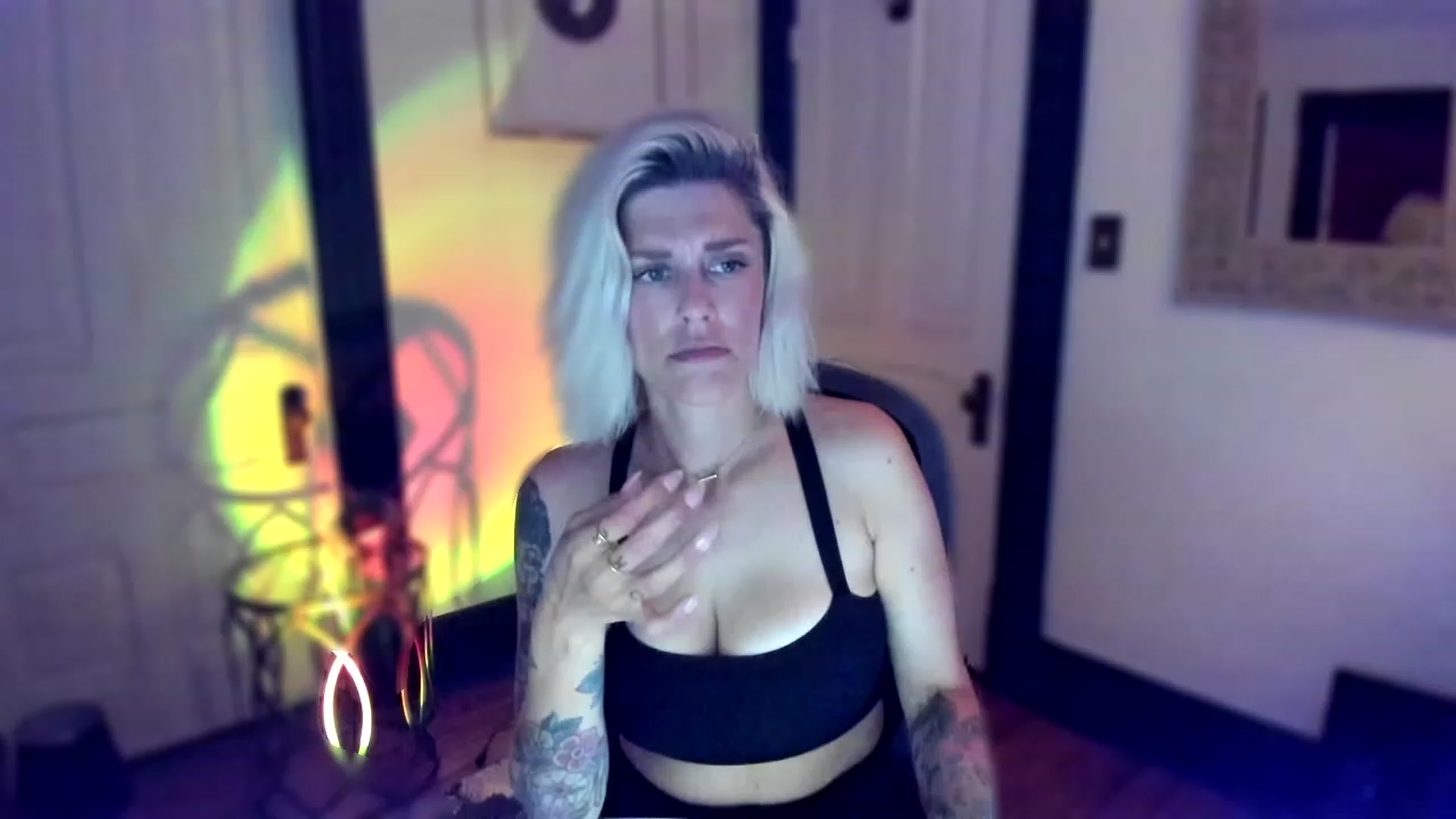 Gallery image thumbnail from Avery_Blake's myfreecams stream on, 06/05/2023, 04:51 image 9 of 20
