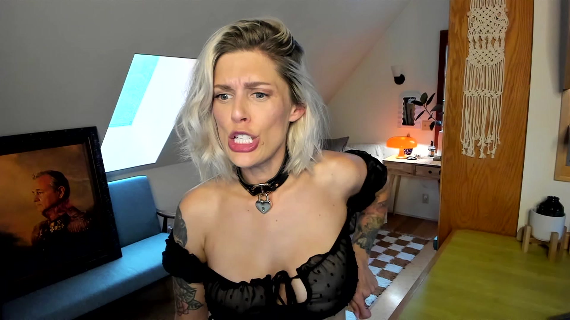 Gallery image thumbnail from Avery_Blake's myfreecams stream on, 07/08/2023, 03:36 image 12 of 20