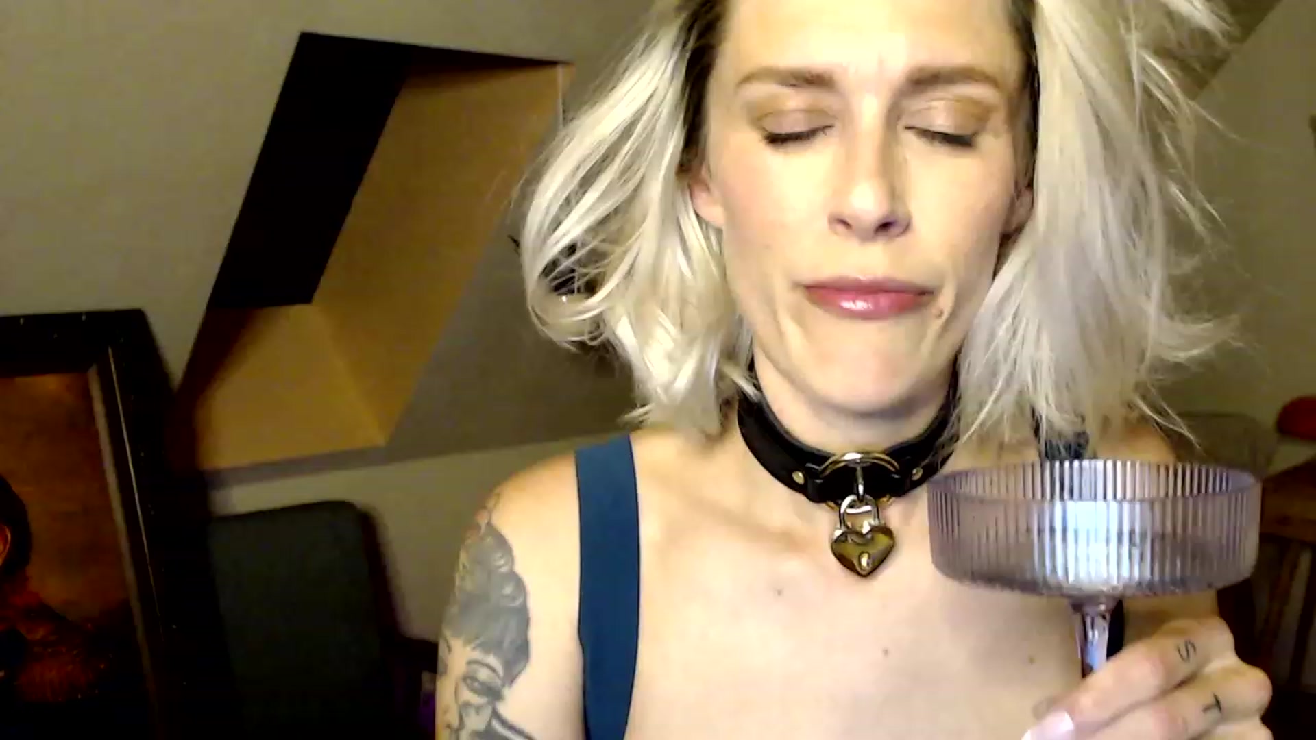 Gallery image thumbnail from Avery_Blake's myfreecams stream on, 07/08/2023, 06:44 image 9 of 20