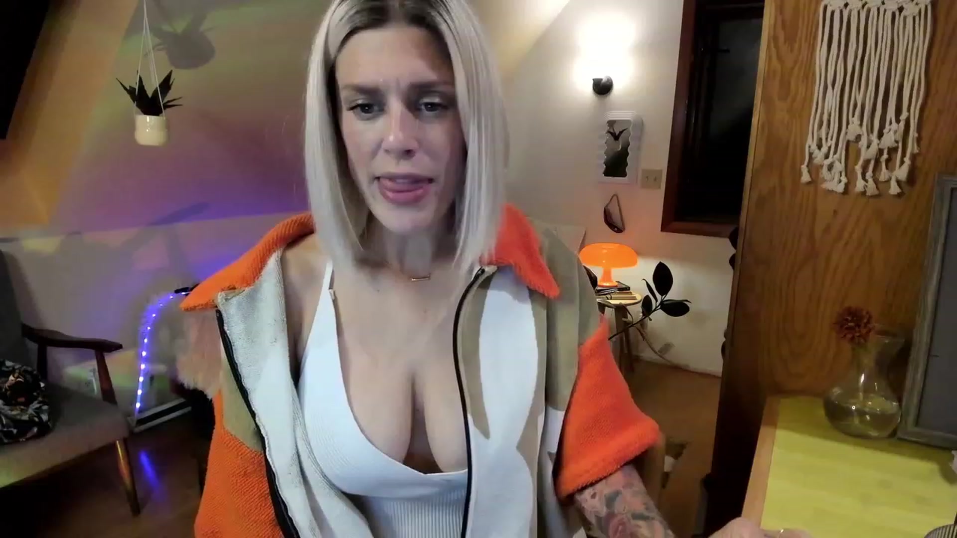 Gallery image thumbnail from Avery_Blake's myfreecams stream on, 07/24/2023, 06:04 image 20 of 20