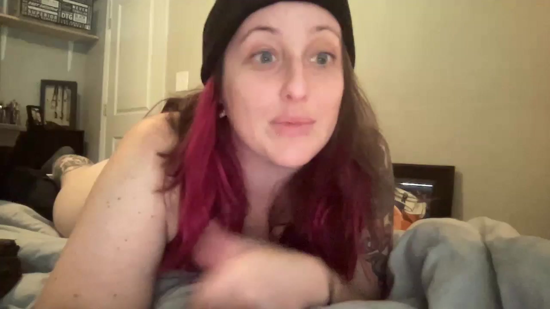 Gallery image thumbnail from Avery_Madison's myfreecams stream on, 10/21/2023, 14:45 image 18 of 20